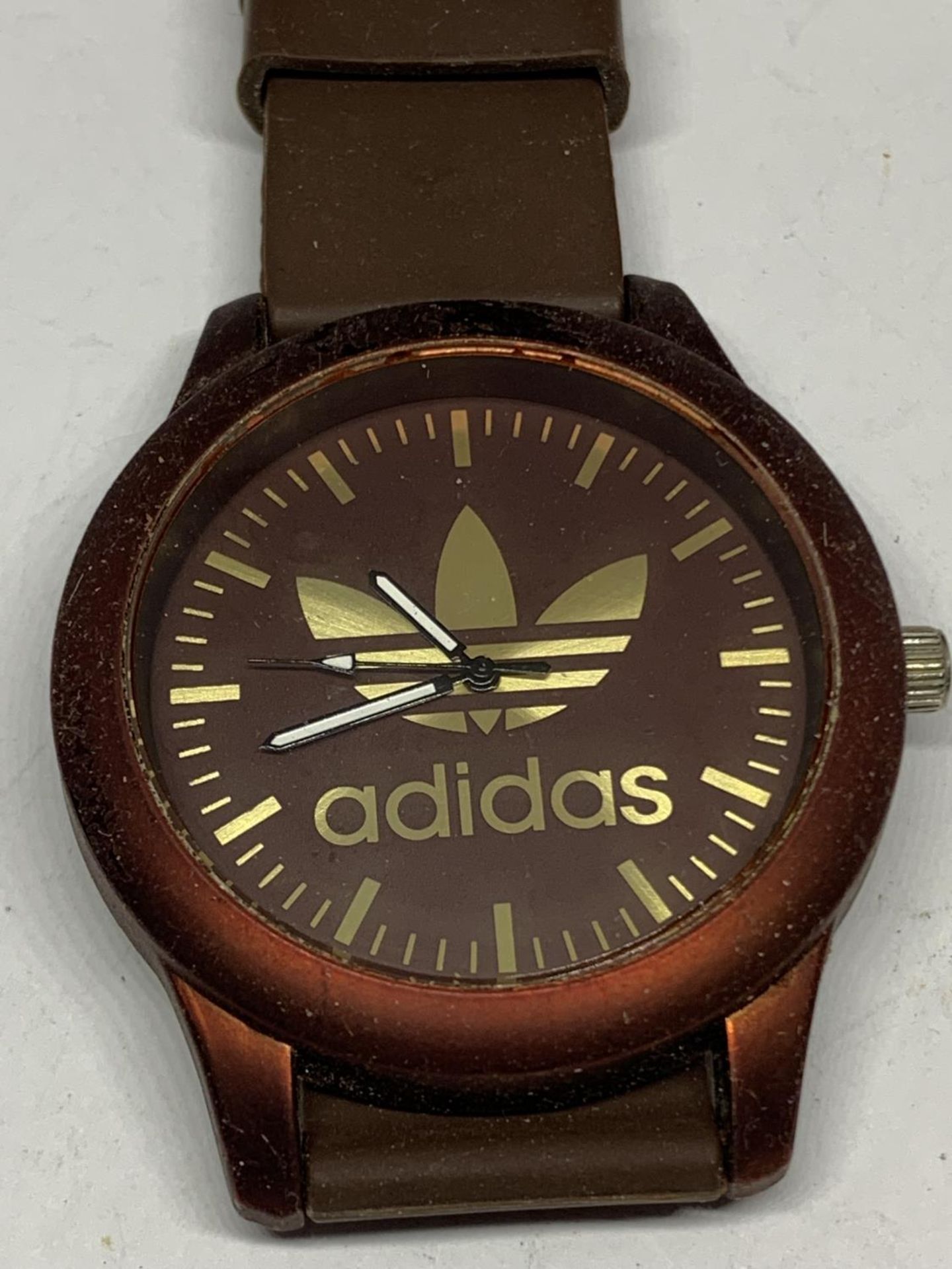 AN ADIDAS WRIST WATCH SEEN WORKING BUT NO WARRANTY - Image 2 of 3