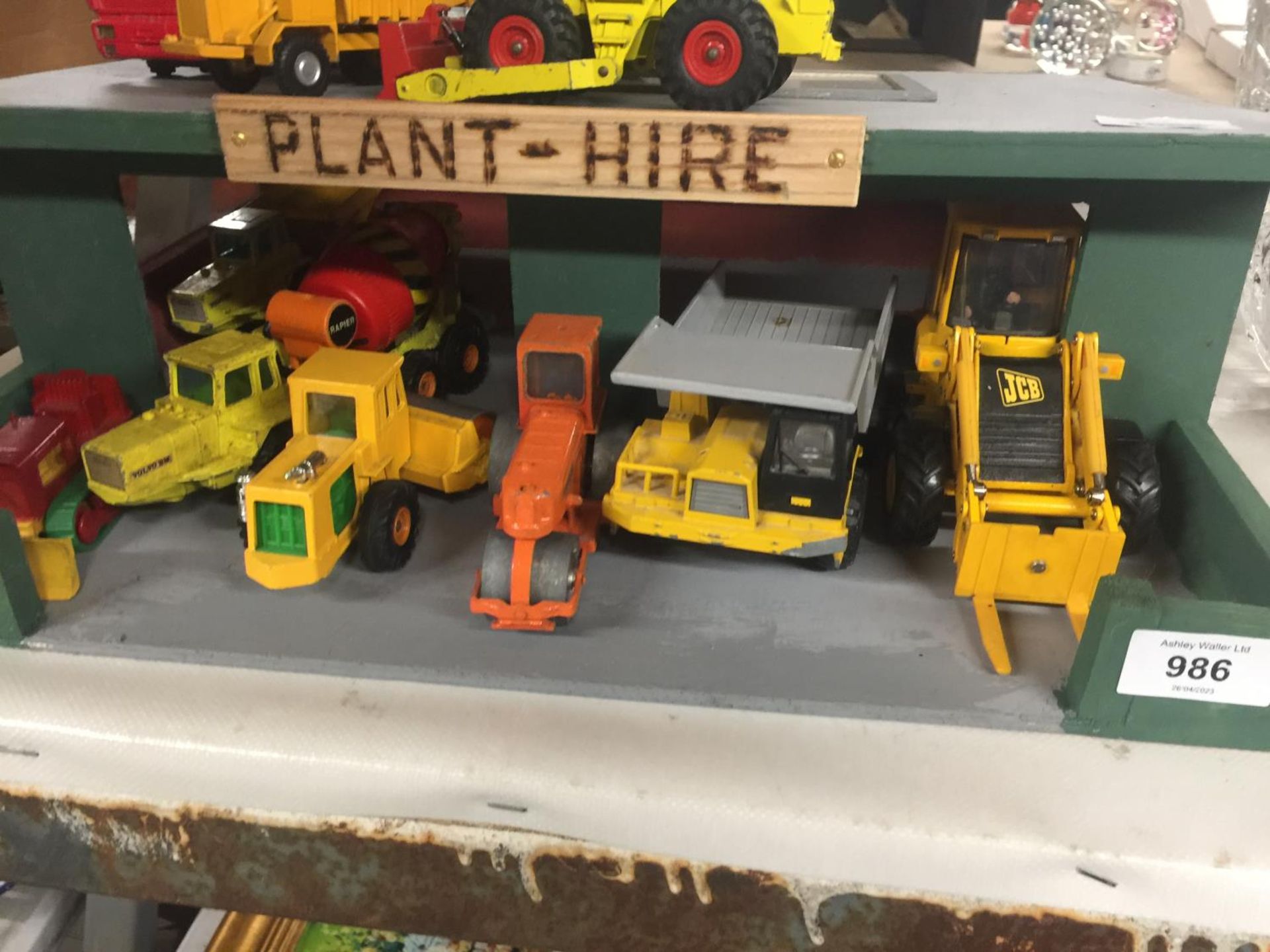 A PLANT HIRE GARAGE WITH TWELVE VARIOUS VEHICLES AND MACHINES - Image 2 of 3
