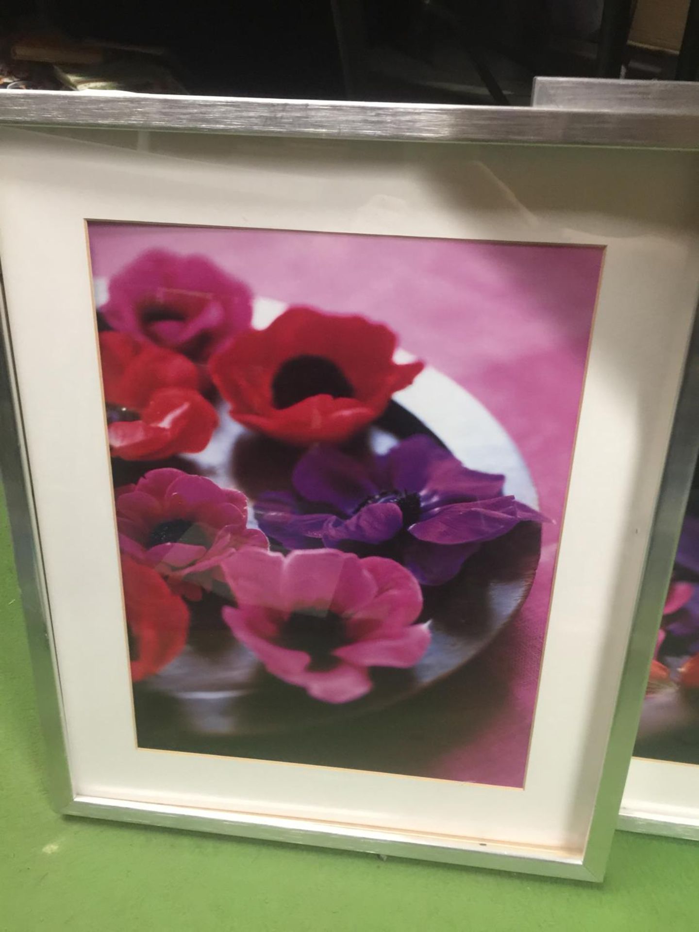 THREE MODERN FLORAL PRINTS IN SILVER FRAME - Image 2 of 4