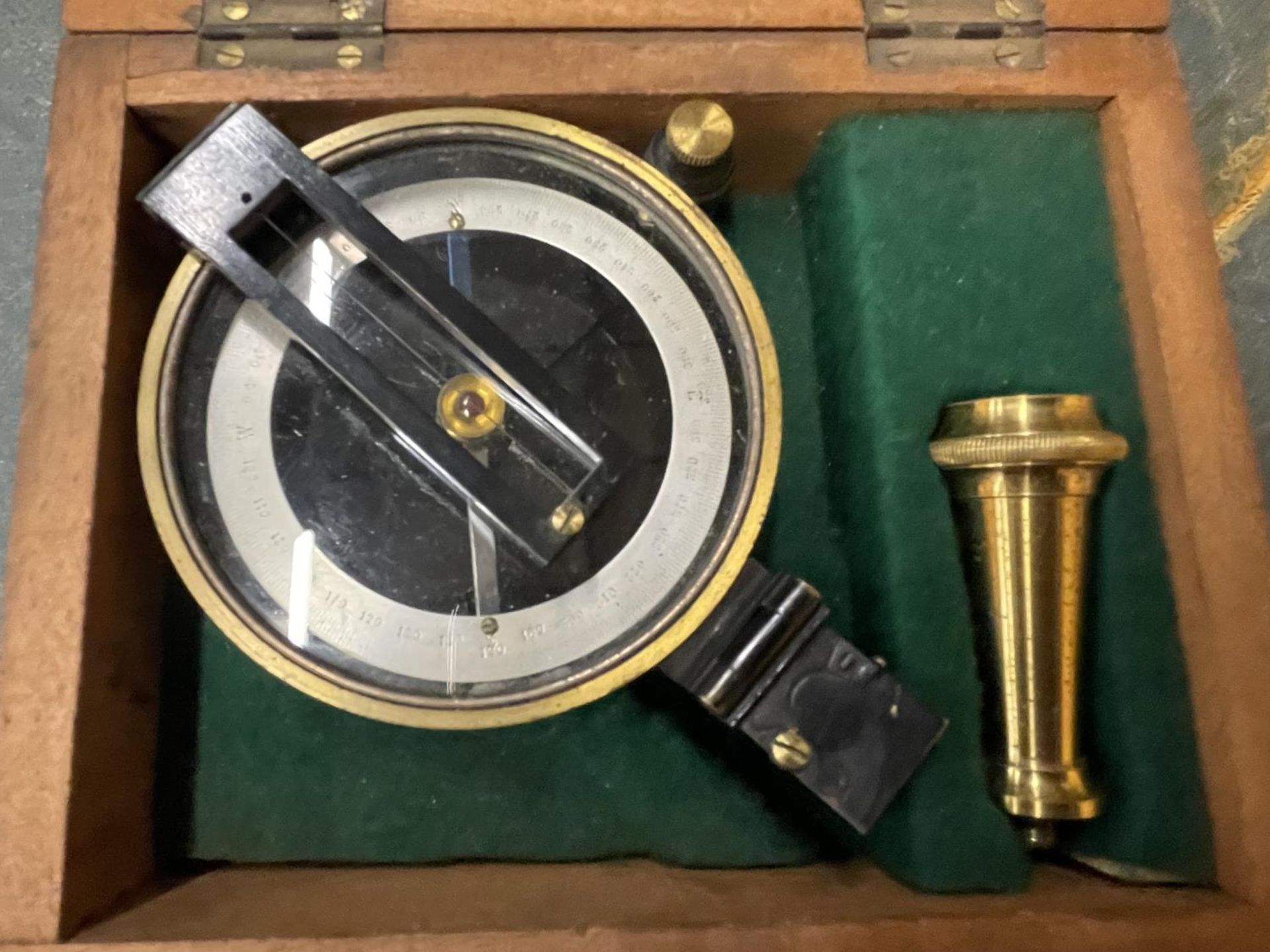 A BOXED SURVEYING COMPASS WITH SCREW ON STAND - Image 2 of 3
