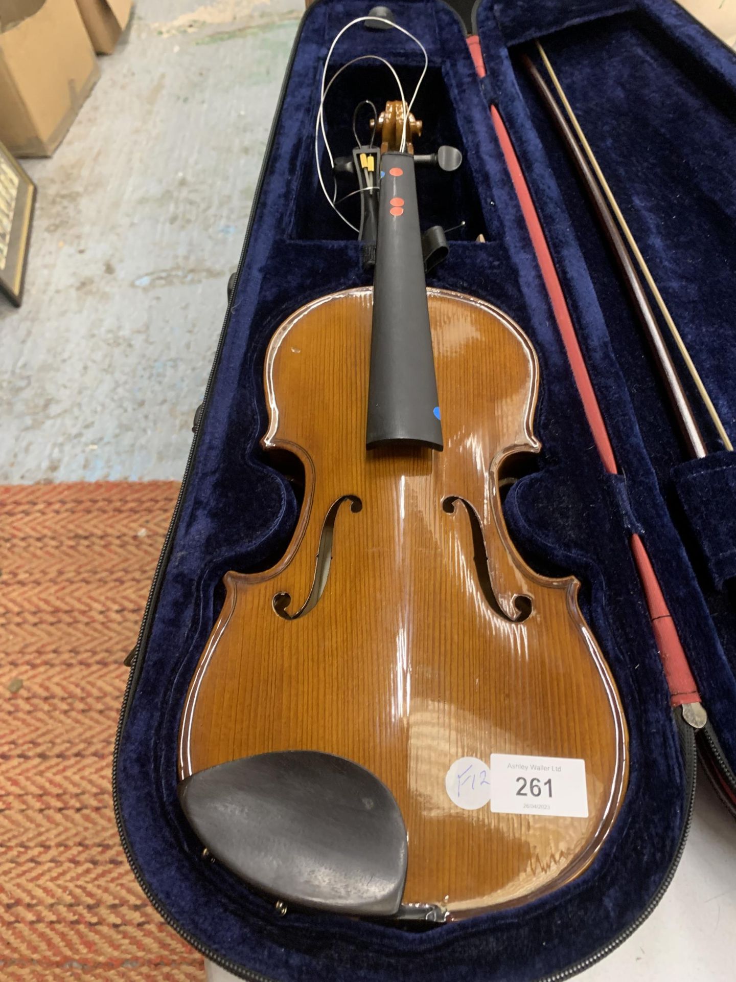 A CASED VIOLIN AND BOW - Image 2 of 3