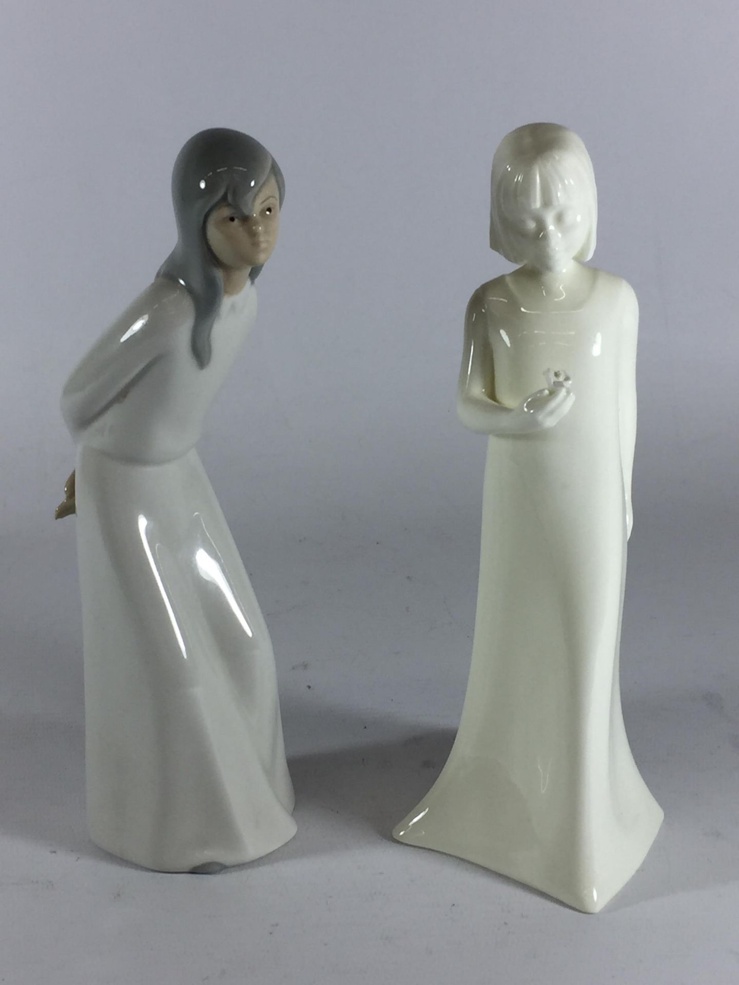 TWO LADY FIGURES TO INCLUDE A ROYAL WORCESTER MOMENTS WITH LOVE FIGURE