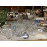 A QUANTITY OF CUT GLASS ITEMS TO INCLUDE A WATERFORD CRYSTAL CLOCK, ORREFORS GLASSBOWL - CHIP TO THE