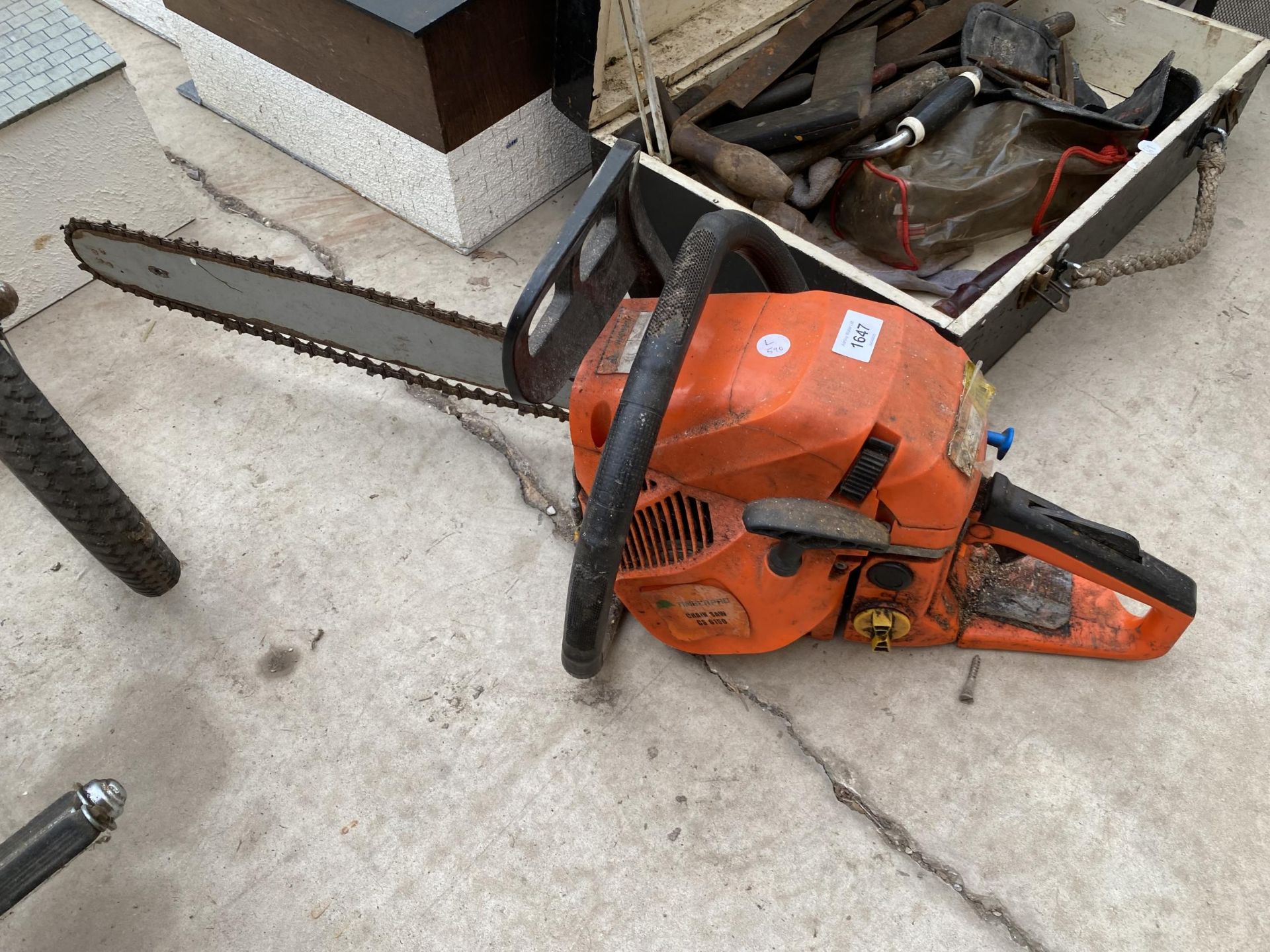 A TIMBERPRO CS6150 PETROL CHAINSAW