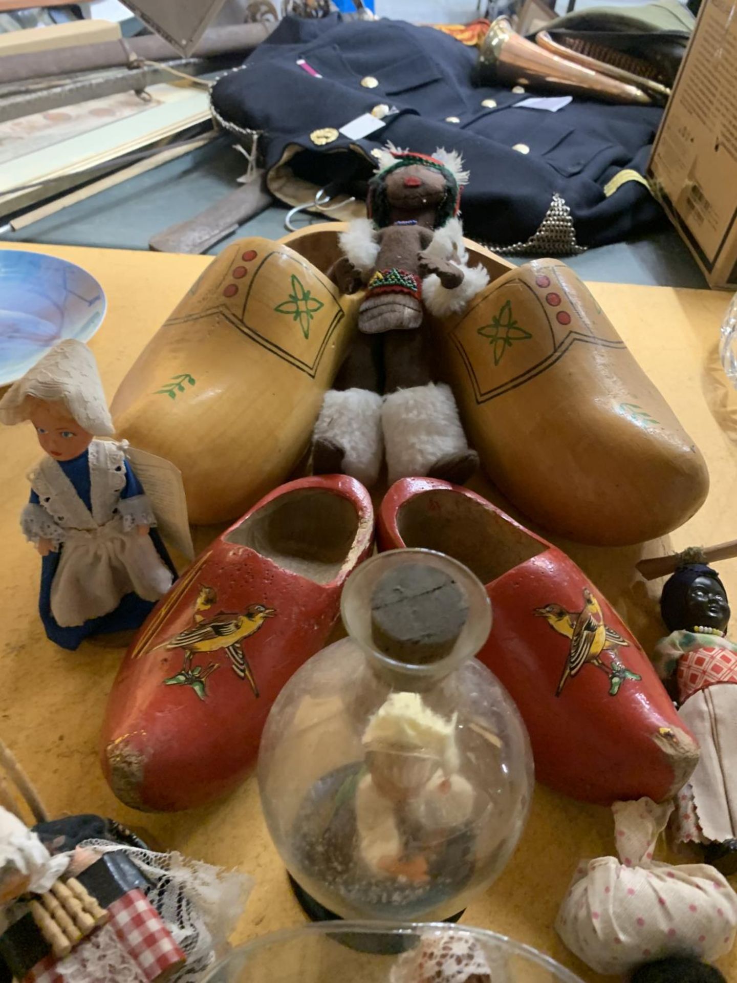 A COLLECTION OF VINTAGE DOLLS IN TRADITIONAL COSTUME PLUS TWO LARGE PAIRS OF WOODEN CLOGS - Image 2 of 2