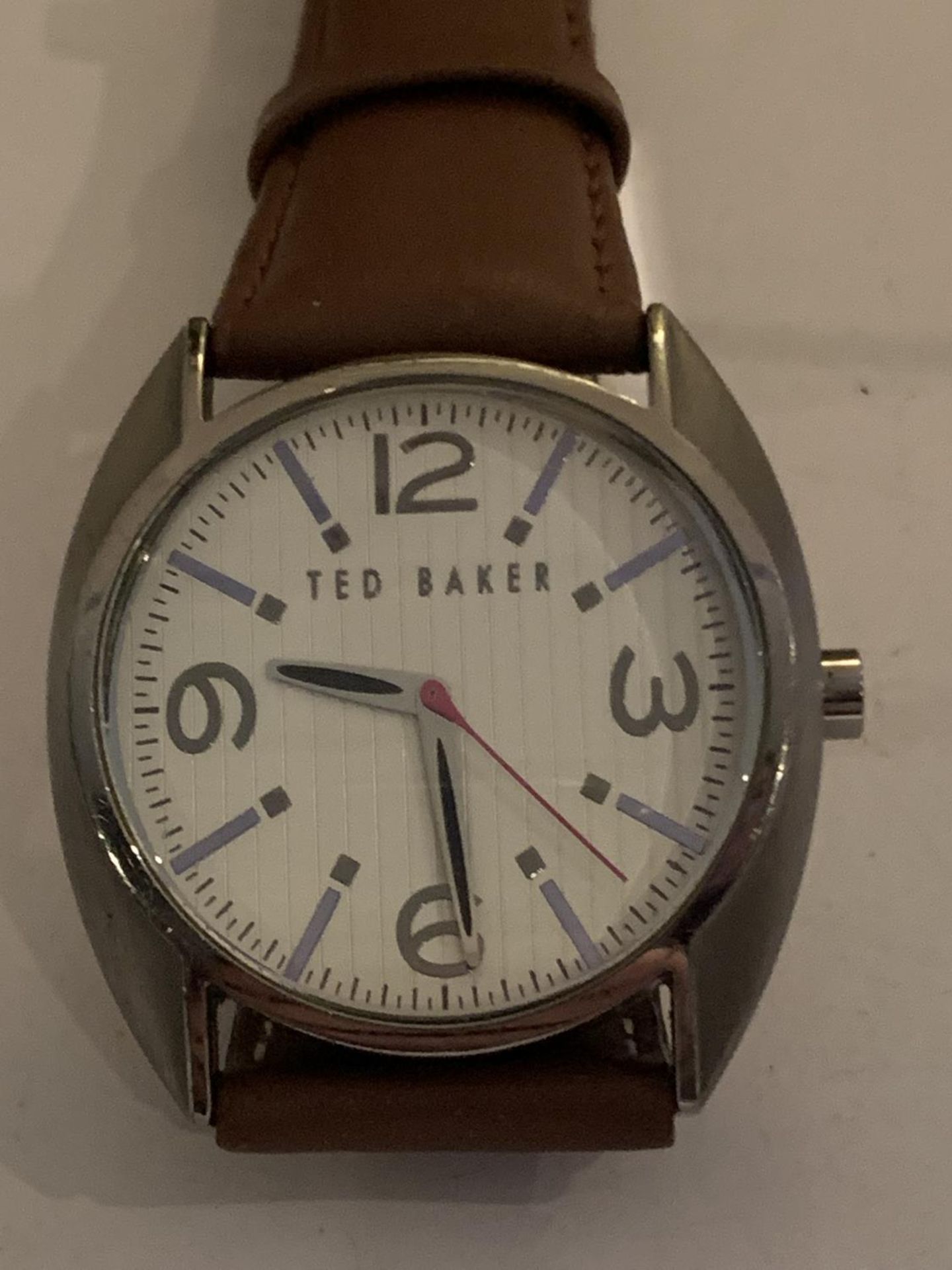A TED BAKER WRISTWATCH SEEN WORKING BUT NO WARRANTY - Image 2 of 3