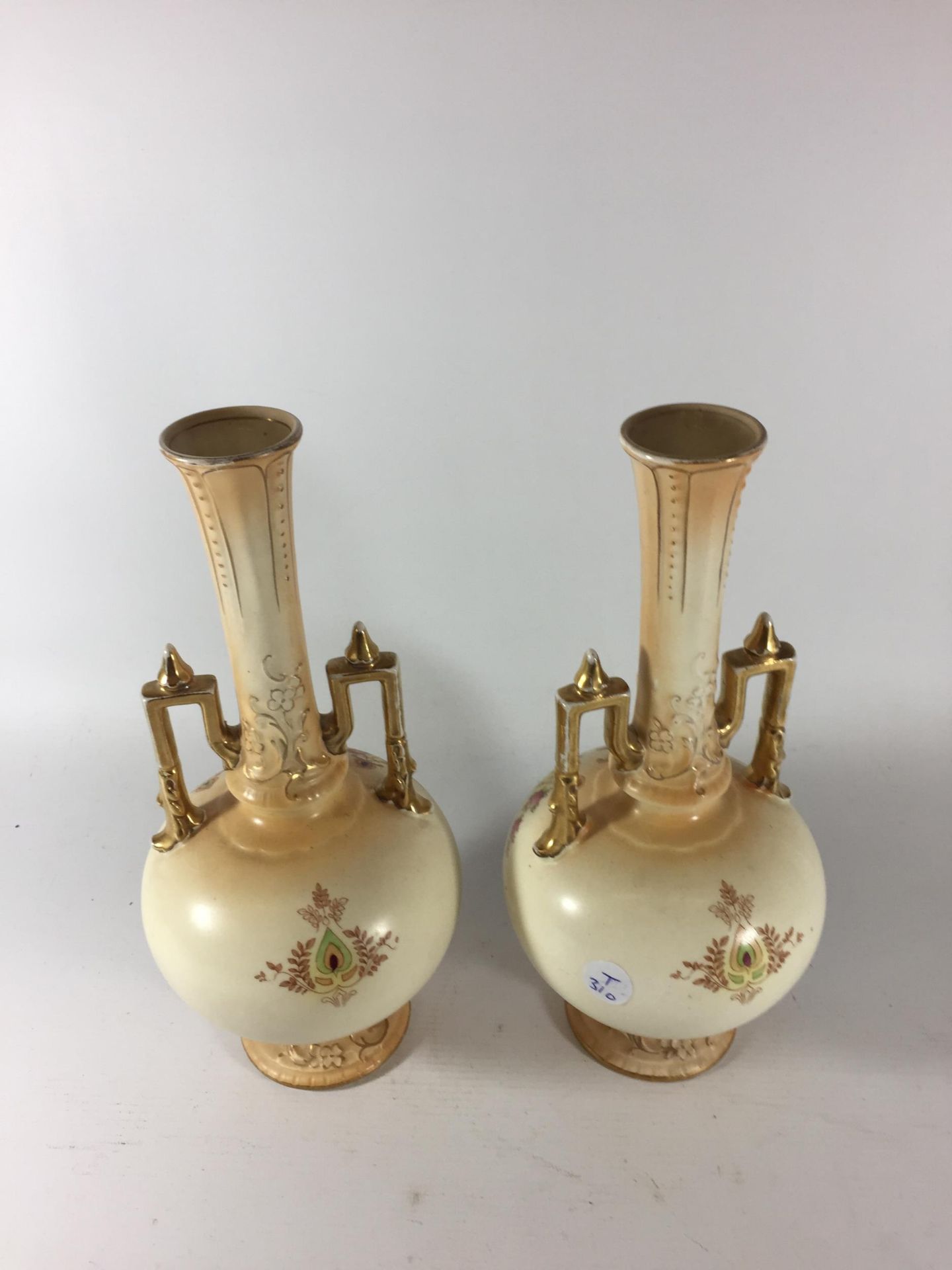 A PAIR OF BLUSH IVORY DEVON WARE VASES - Image 2 of 3