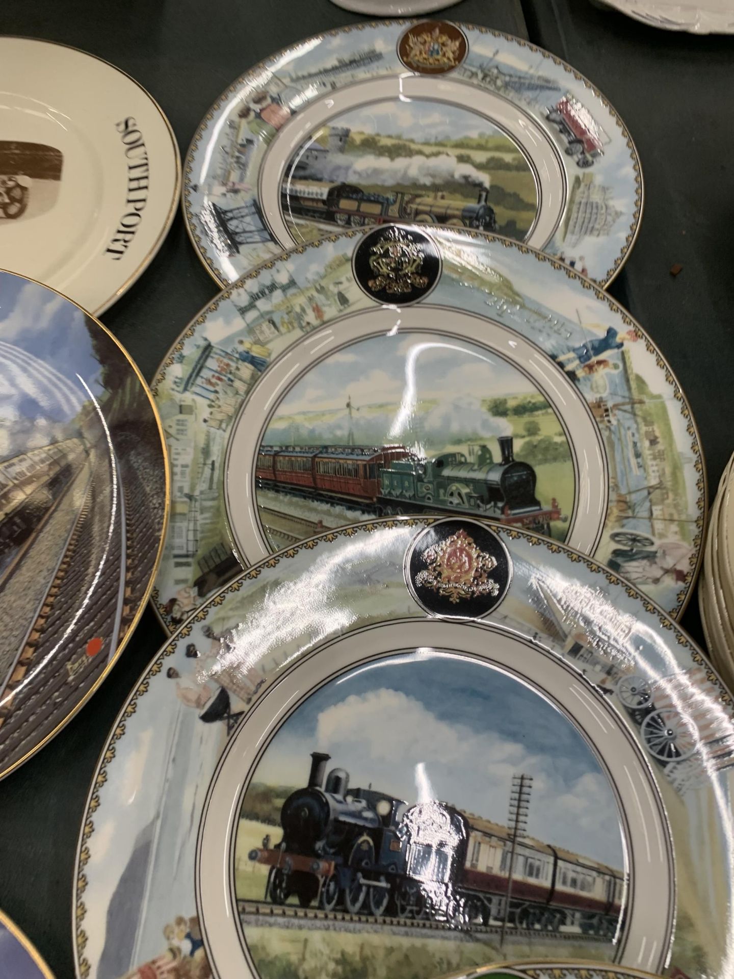 A MIXED GROUP OF TRAIN RELATED COLLECTORS PLATES, COALPORT, ROYAL DOULTON ETC - Image 12 of 21