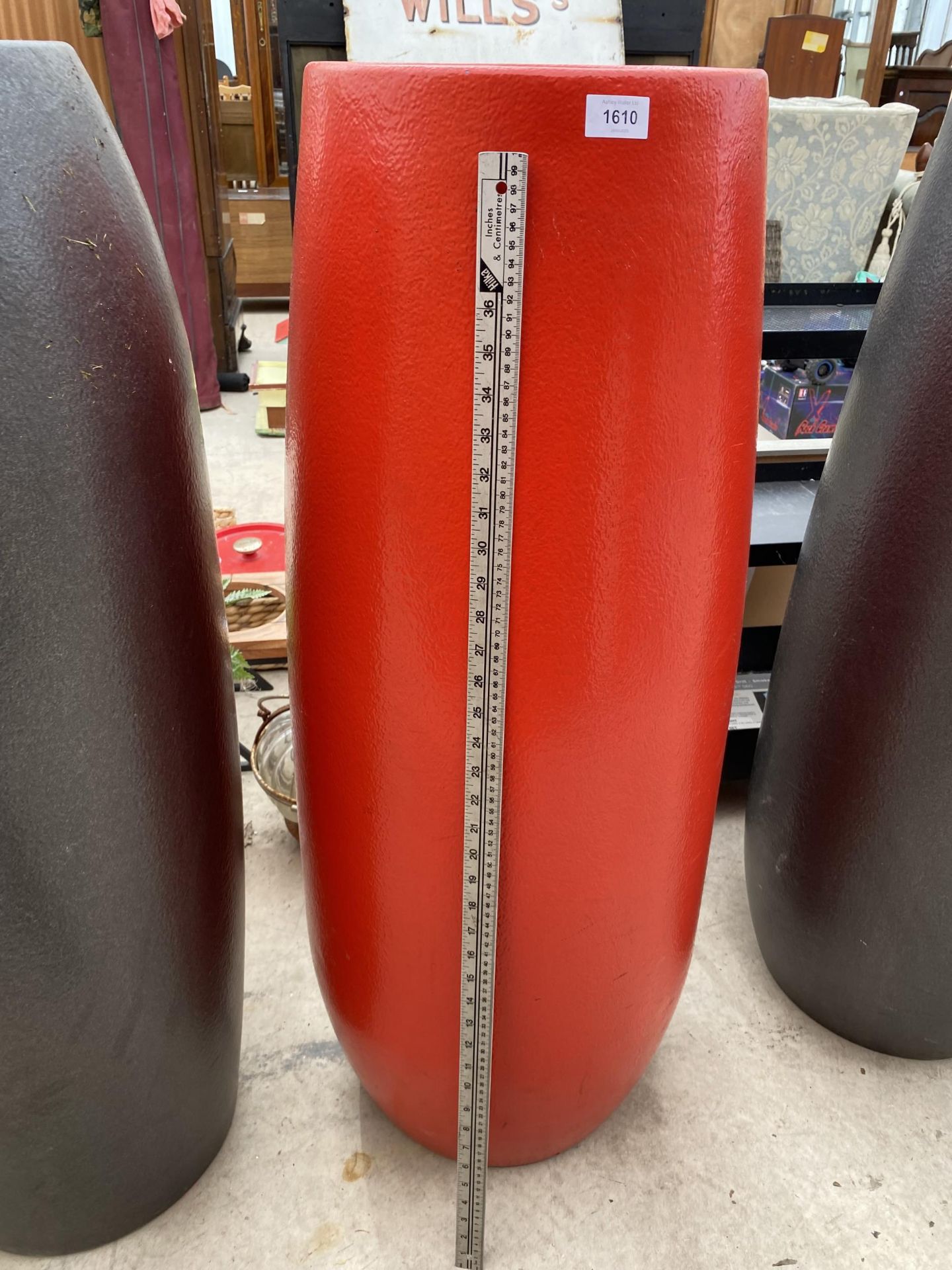A TALL RED FIBRE GLASS PLANTER (H:104CM) - Image 2 of 3