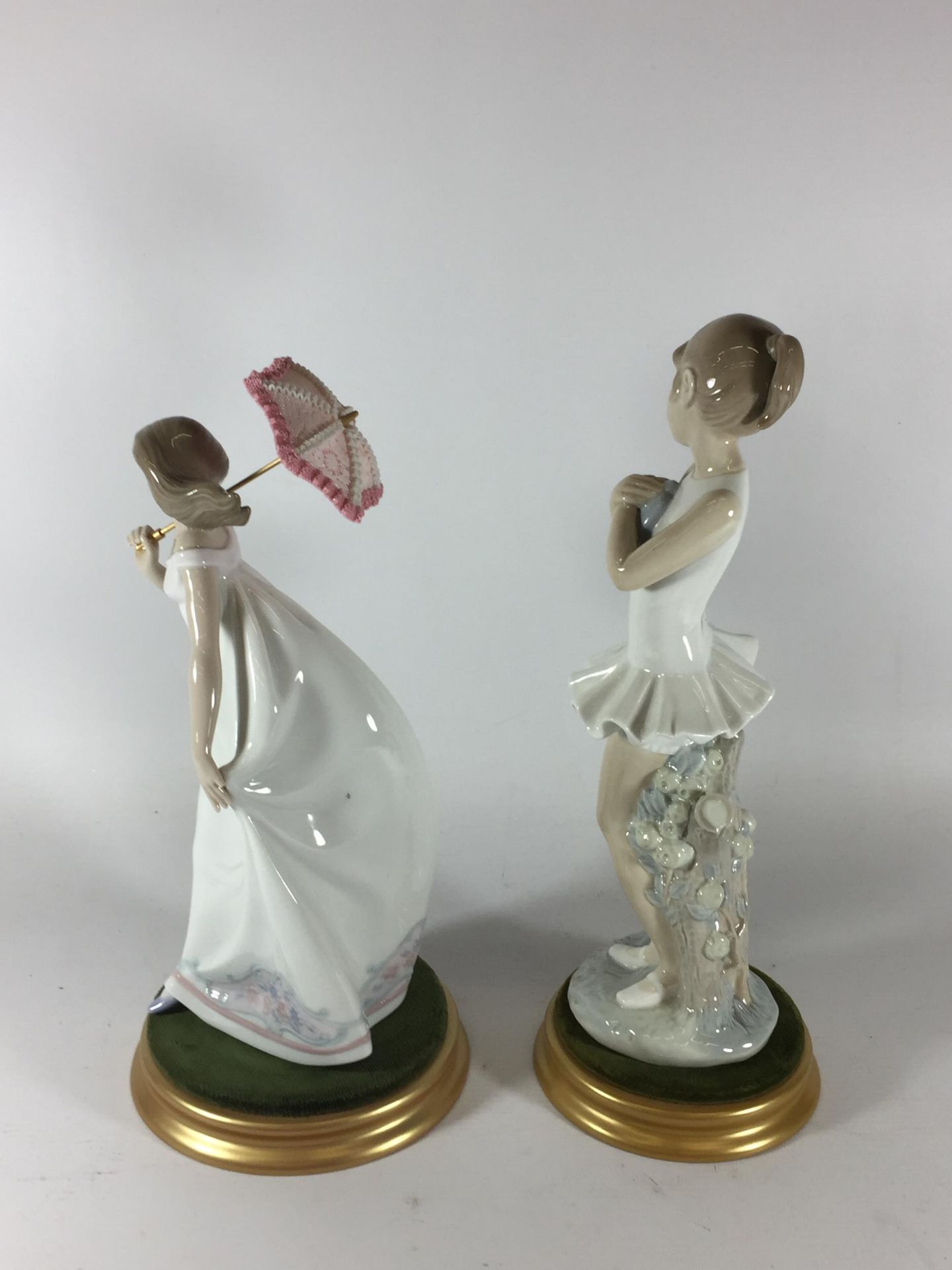 TWO LLADRO GIRL FIGURES TO INCLUDE PARASOL EXAMPLE, BOTH ON DISPLAY BASES - Image 2 of 3