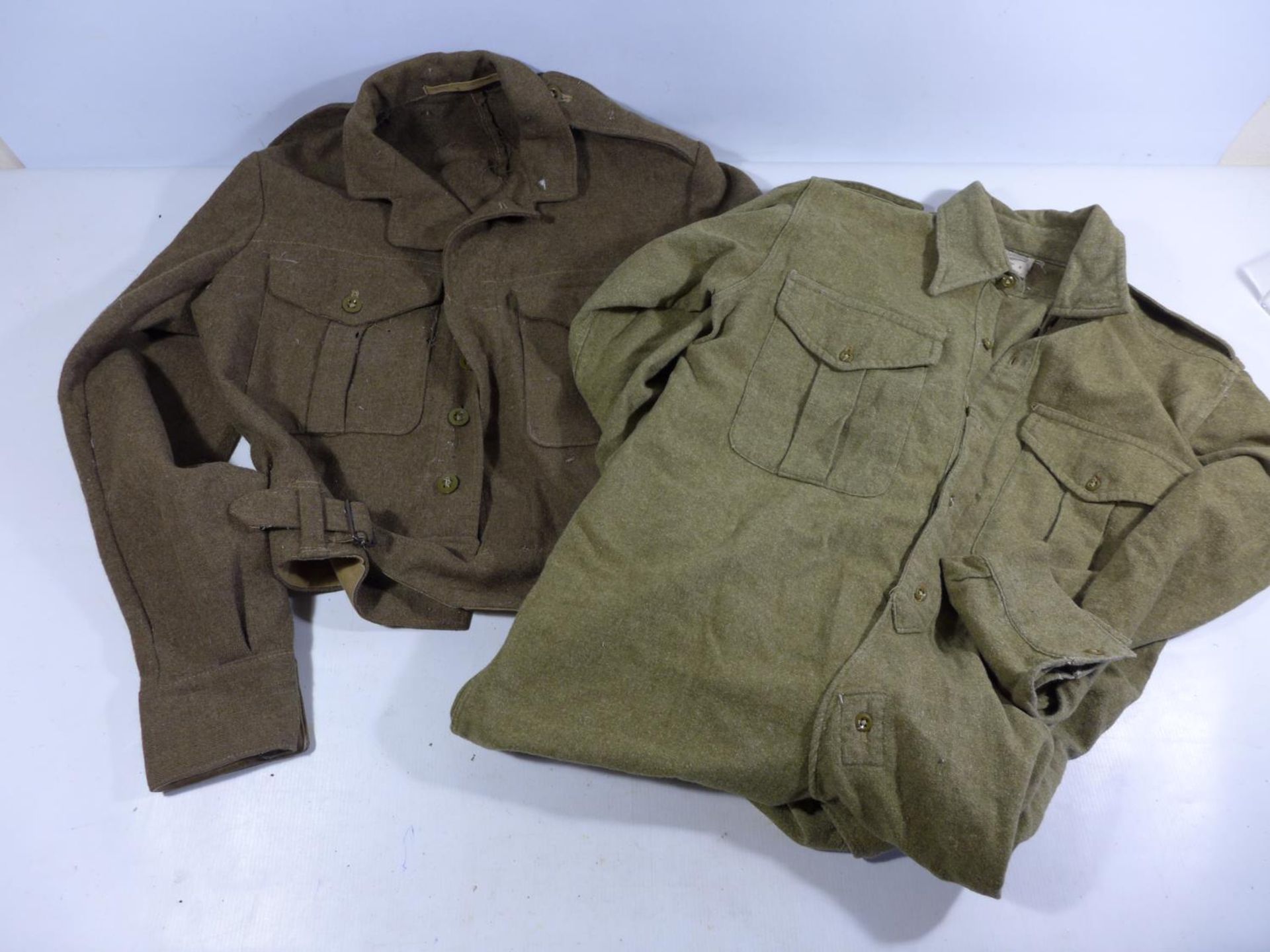 A COLLECTION OF BRITISH ARMY BATTLE DRESS, CAMOUFLAGE SHORTS, USA SHIRT