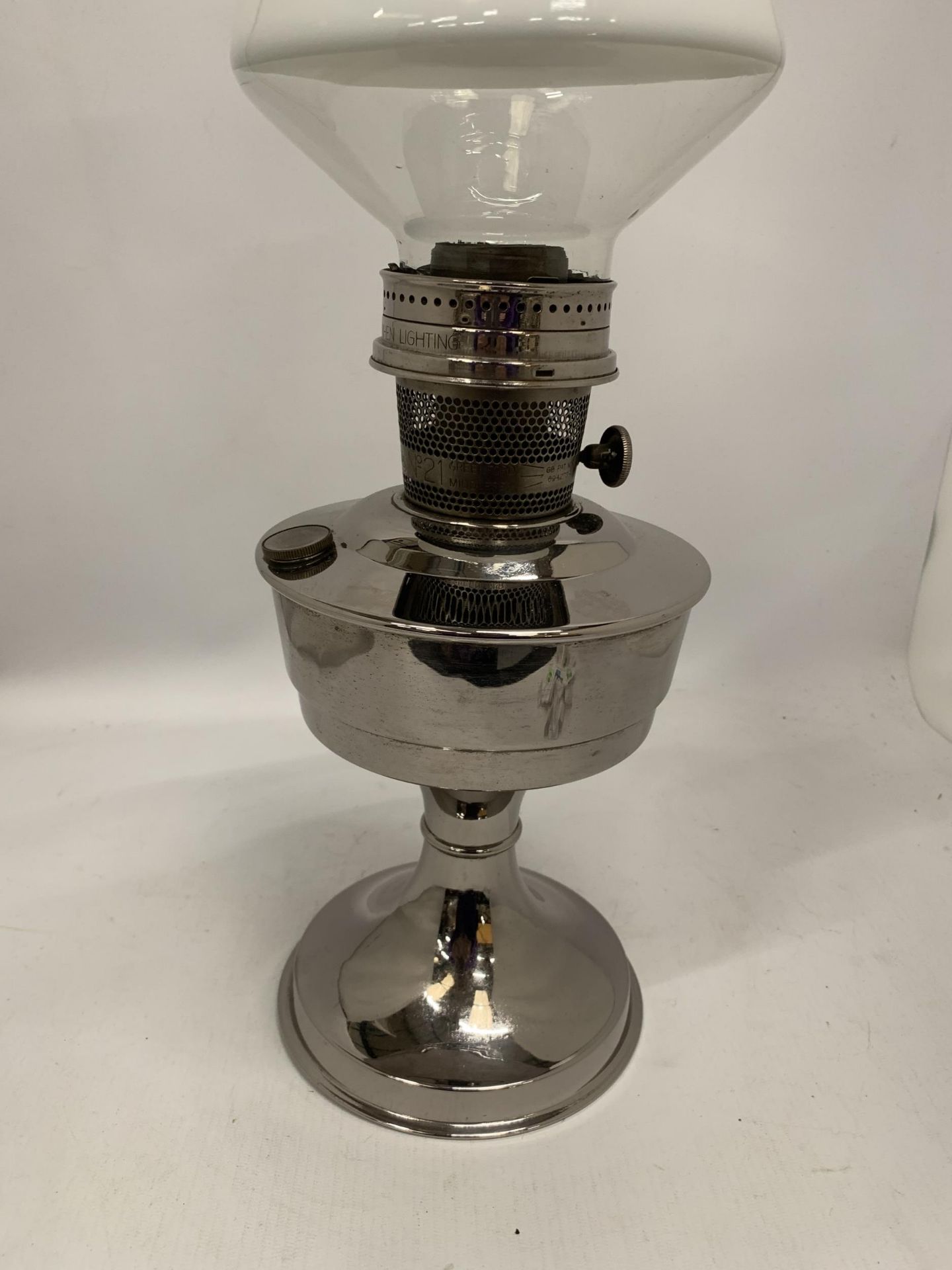 A VINTAGE STAINLESS STEEL EFFECT OIL LAMP - Image 2 of 2