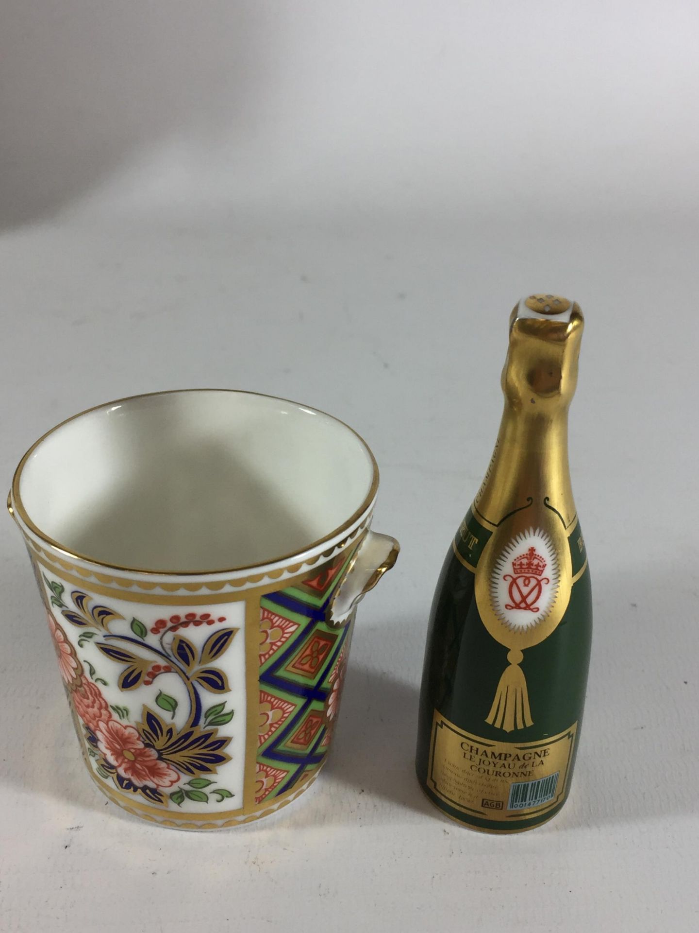 TWO ROYAL CROWN DERBY ITEMS - A MINIATURE CHAMPAGNE BOTTLE AND COOLER - Image 2 of 4