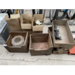 AN ASSORTMENT OF ITEMS TO INCLUDE METAL TRAYS AND LIGHT FITTINGS