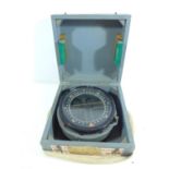 A WORLD WAR II PERIOD AIR MINISTRY BOXED TYPE P.10 COMPASS