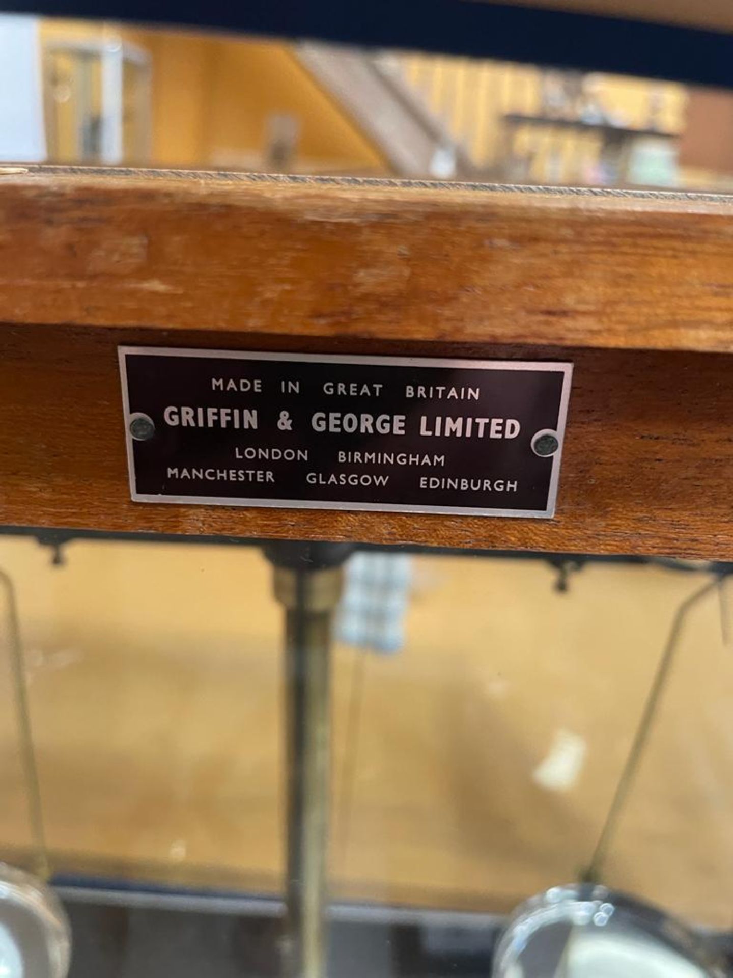 A SET OF VINTAGE GRIFFIN & GEORGE LIMITED CASED BRASS SCALES - Image 3 of 4