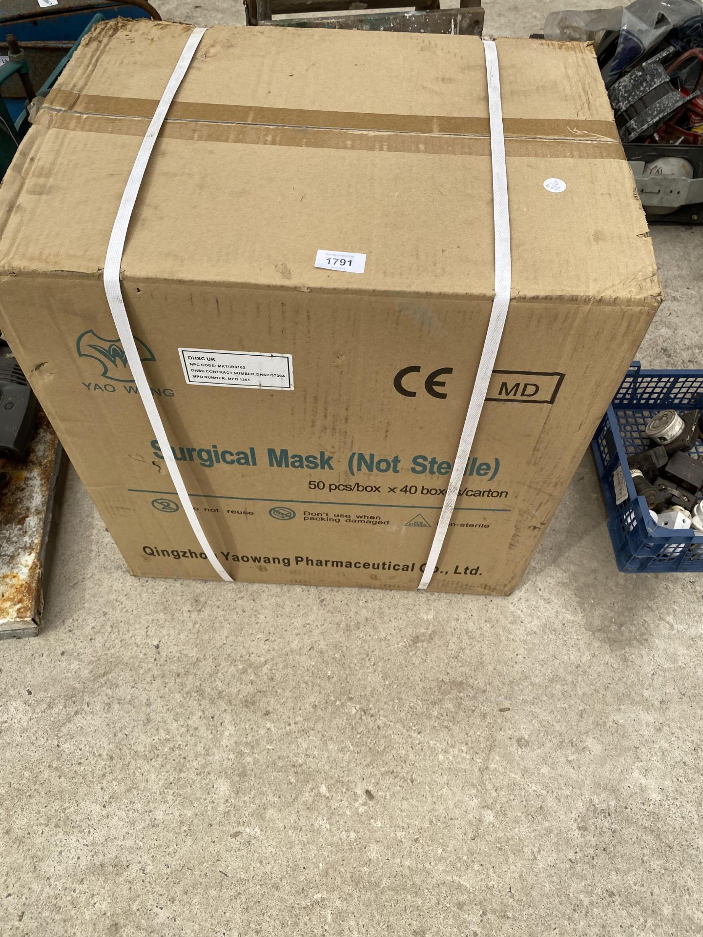 A SEALED BOX OF 2000 SURGICAL MASKS