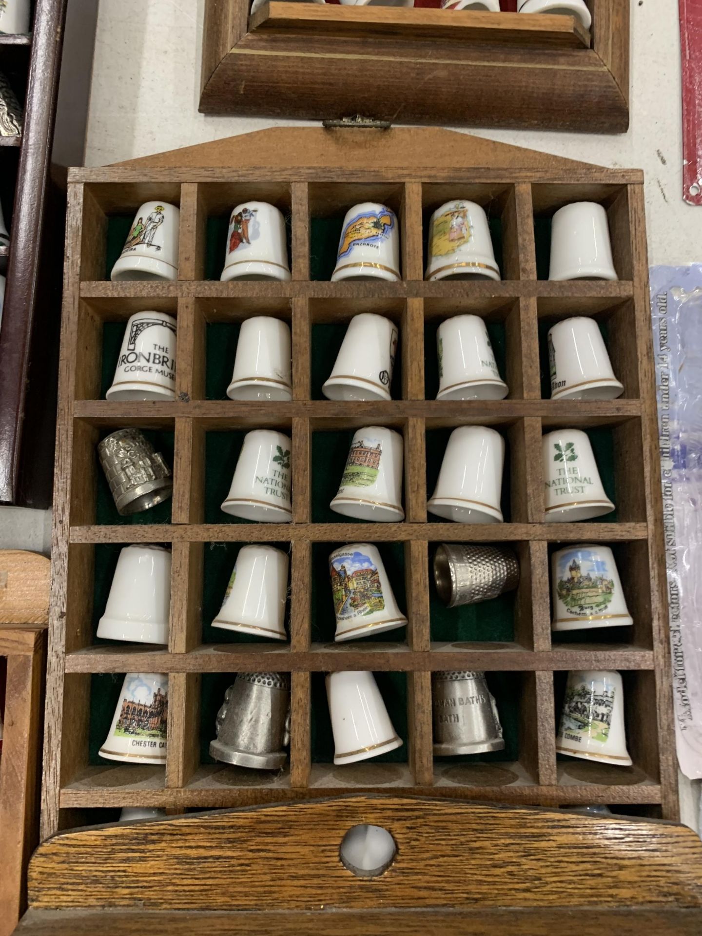 SIX WOODEN DISPLAYS OF CERAMIC THIMBLES - Image 4 of 7