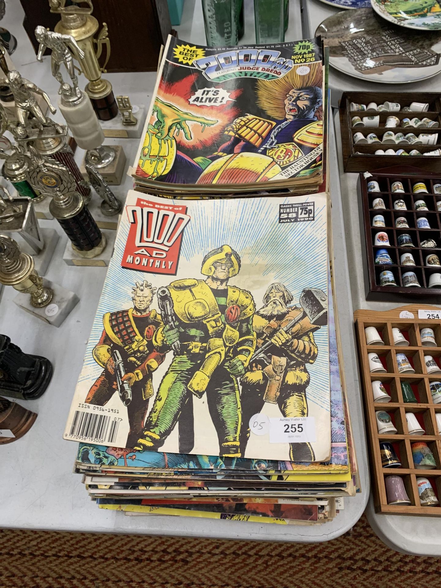 A COLLECTION OF VINTAGE 2000 AD COMICS