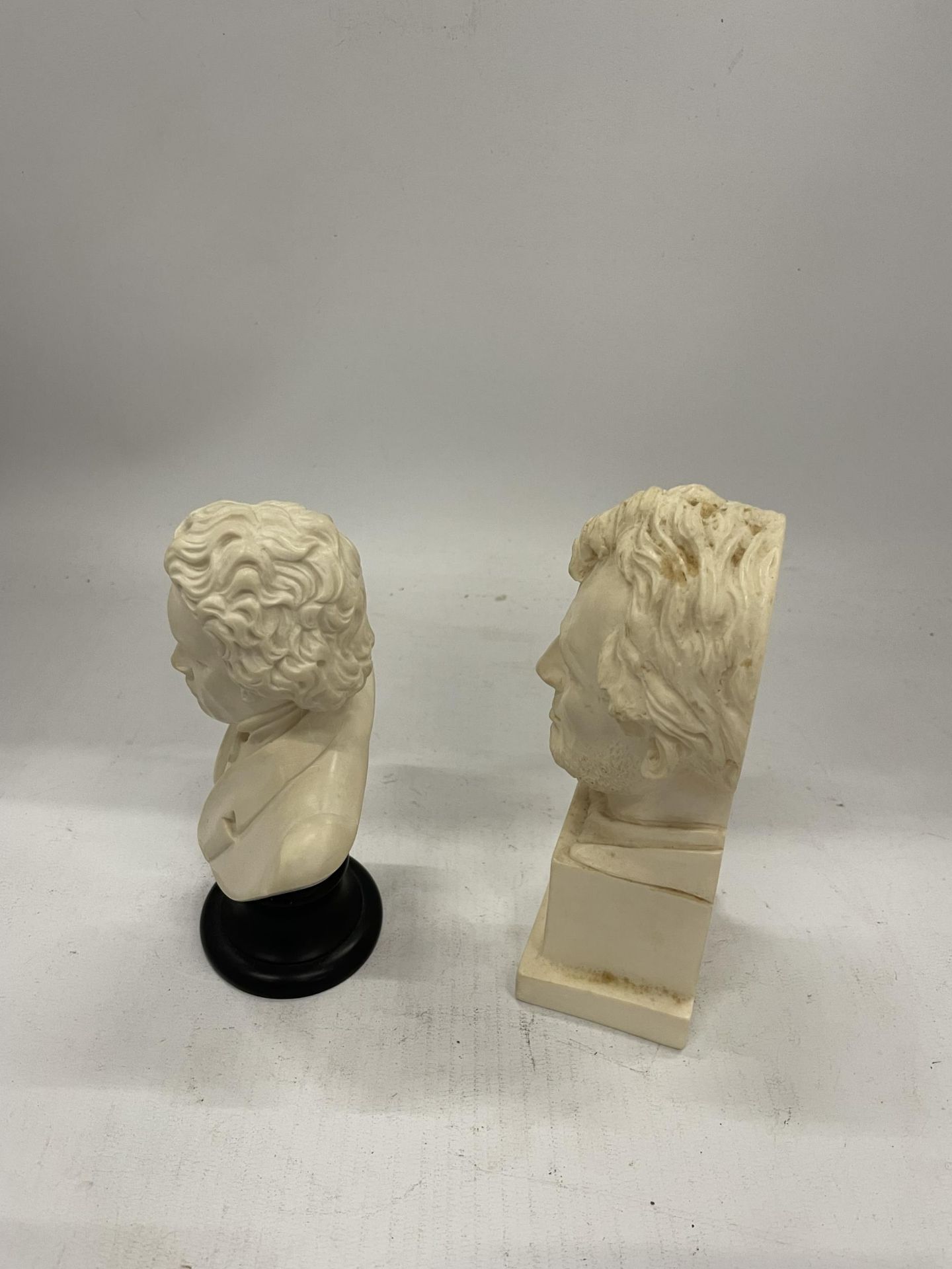 TWO ITALIAN BUSTS TO INCLUDE A G.RUGGERI EXAMPLE OF ABRAHAM LINCOLN - Image 2 of 4