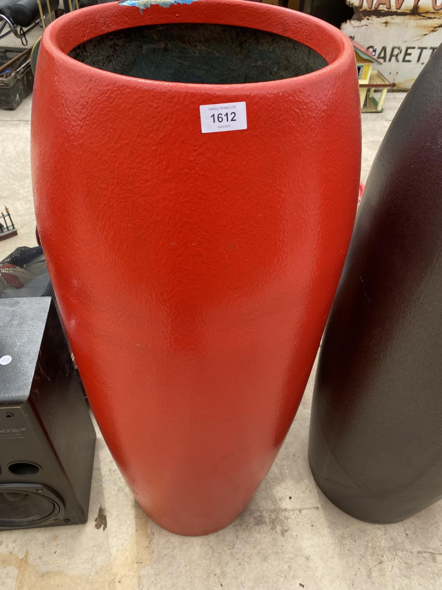 A TALL RED FIBRE GLASS PLANTER (H:105CM)