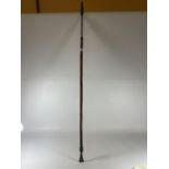 A LATE 19TH / EARLY 20TH CENTURY AFRICAN SPEAR, LENGTH 127CM