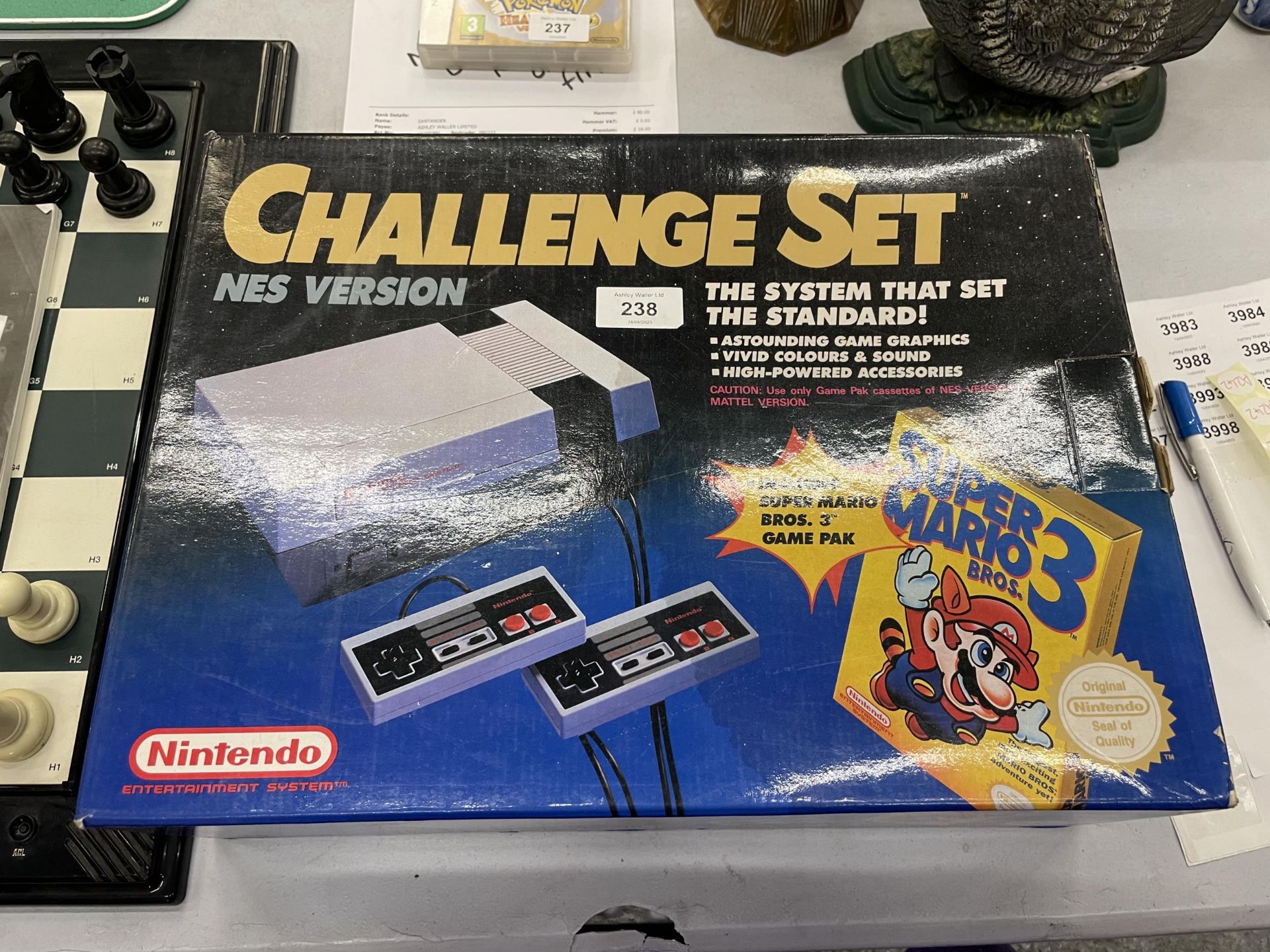 A BOXED RETRO NINTENDO NES CHALLENGE SET SUPER MARIO 3 CONSOLE