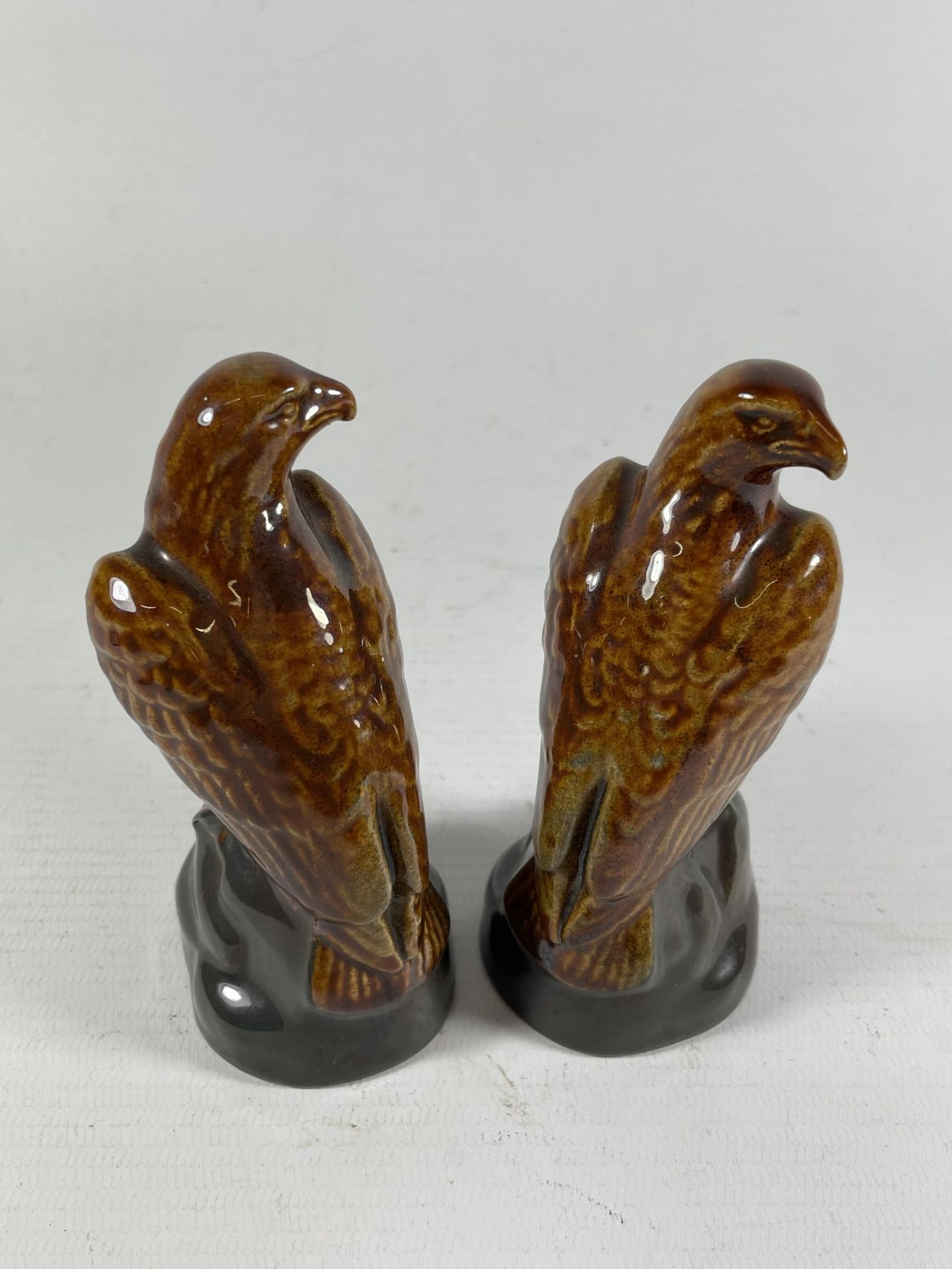 TWO SMALL BESWICK BENEAGLES WHISKY DECANTERS HEIGHT 11CM - Image 2 of 4
