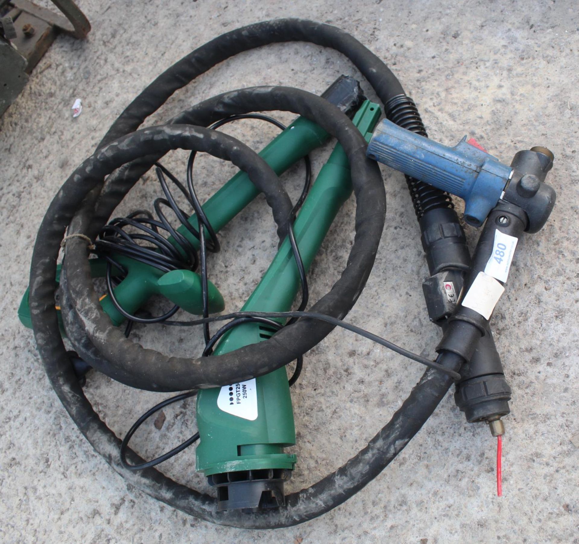 A MIG WELDING GUN AND HOSE AND TWO BIGFOOT STEPS PLUS VAT - Image 2 of 2