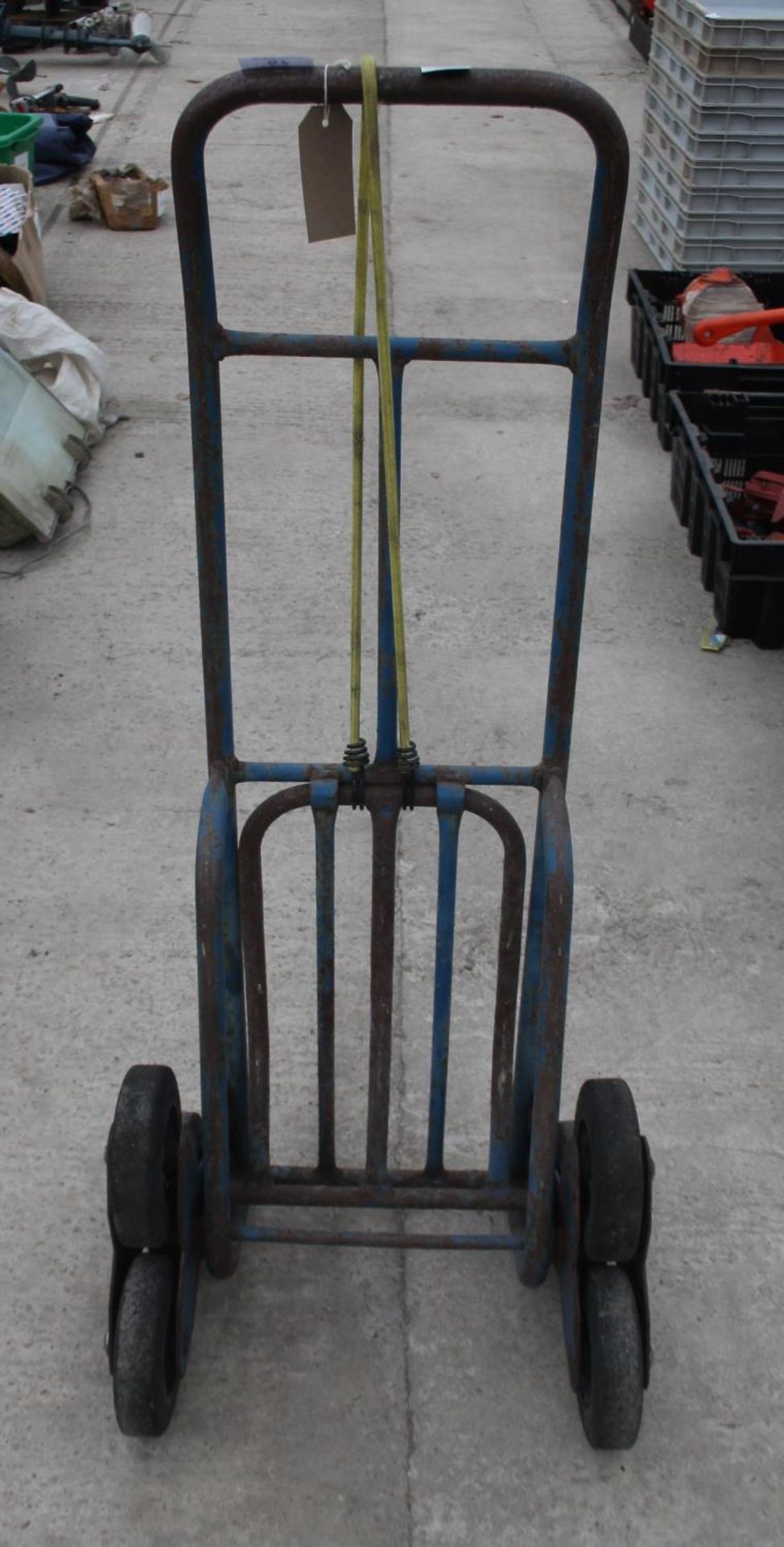 STAIR SACK TRUCK NO VAT - Image 2 of 2