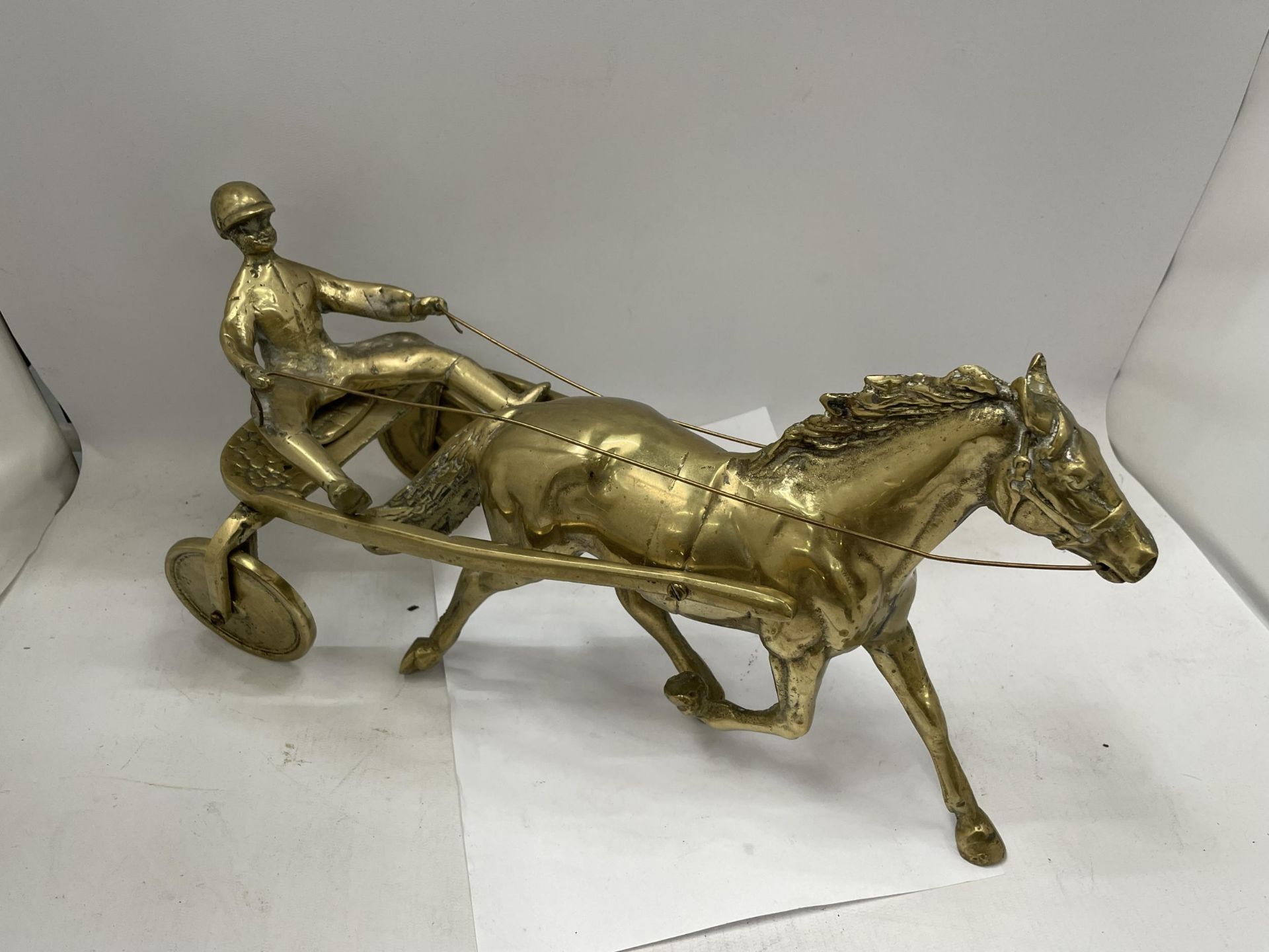 A VINTAGE BRASS MODEL OF A HORSE AND RIDER, LENGTH 37CM - Image 2 of 2