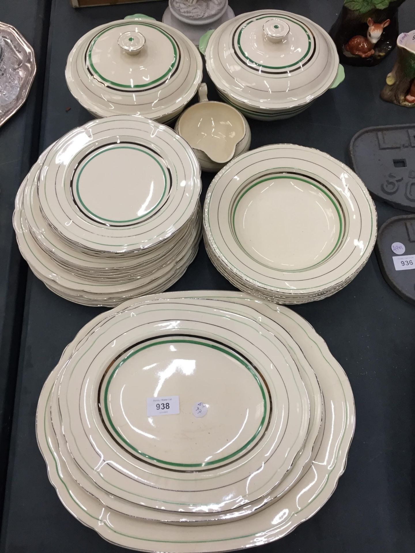 AN ART DECO ALFRED MEAKIN PART DINNER SERVICE AND PARIAN STYLE FIGURE