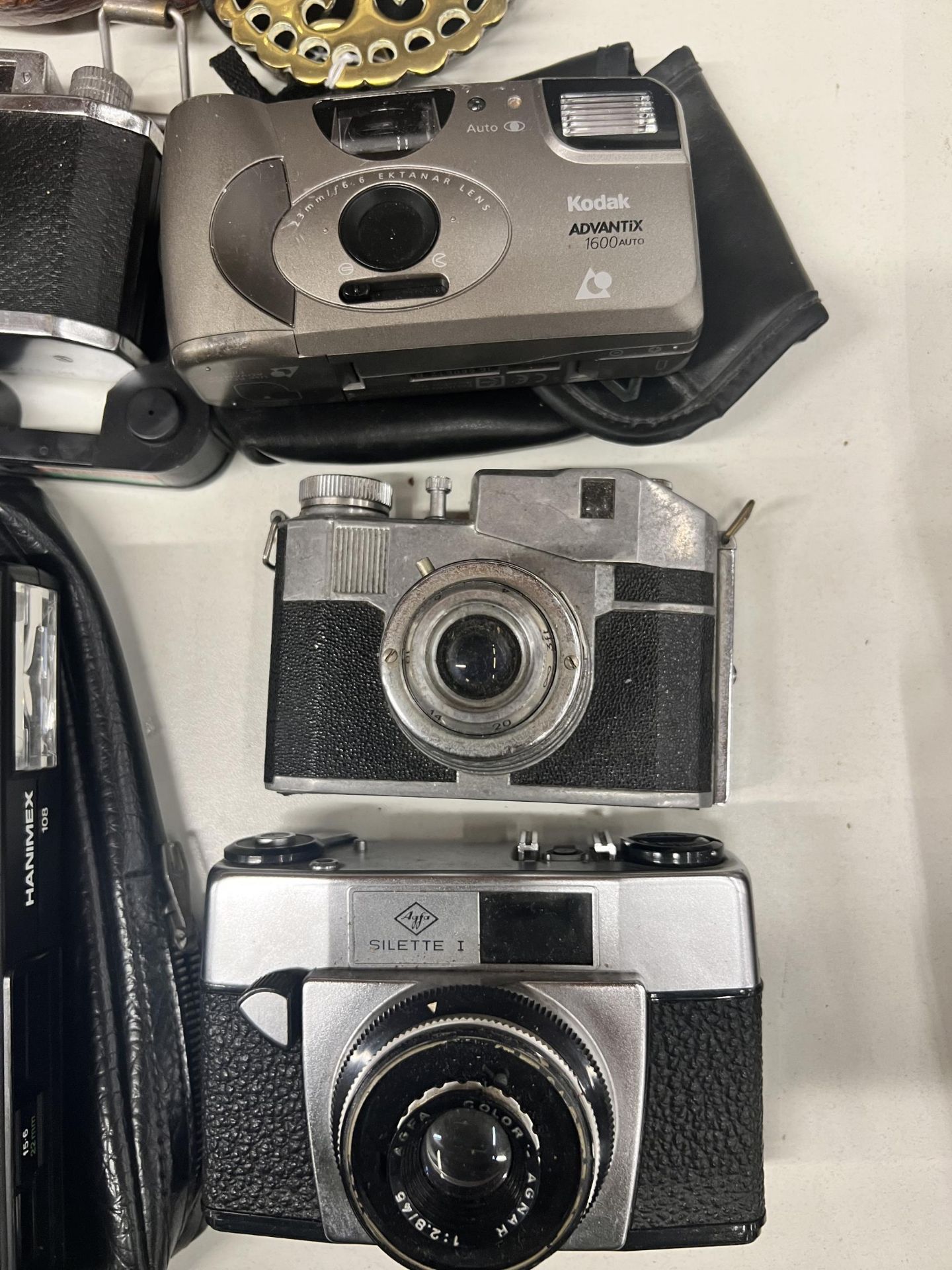 A QUANTITY OF VINTAGE CAMERAS TO INCLUDE AN AGFA SILETTE 1, A BENCINI COMET S, HALINA 35X, KODAK - Image 2 of 5
