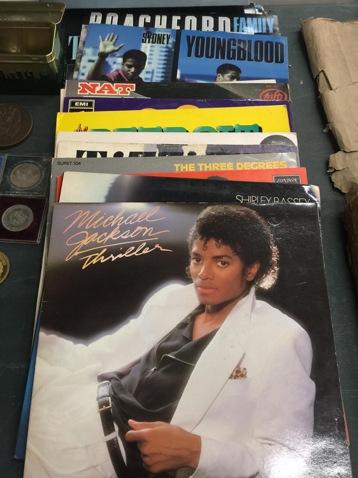 A COLLECTION OF LP RECORDS TO INCLUDE MICHAEL JACKSON - THRILLER, THE THREE DEGREES, TINA TURNER,
