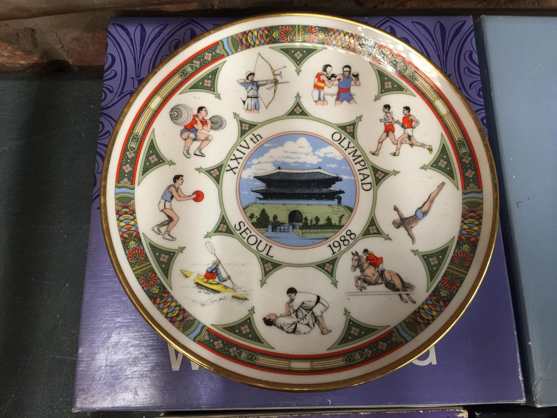 SIX BOXED WEDGWOOD OLYMPIC COLLECTOR'S PLATES - Image 2 of 6