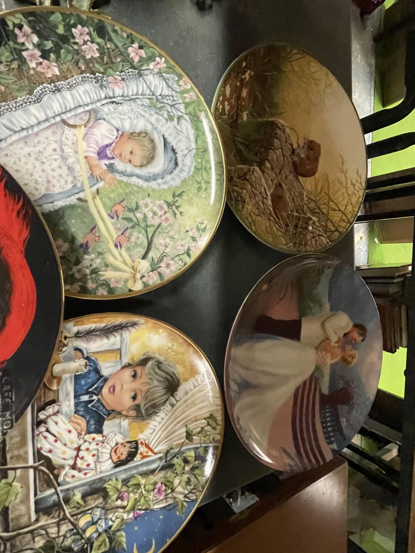 A GROUP OF COLLECTABLE CABINET PLATES - Image 3 of 4