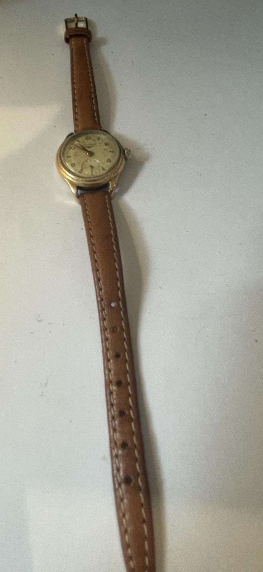 A LADIES VINTAGE LONGINES WRIST WATCH WITH TAN LEATHER STRAP - Image 2 of 3