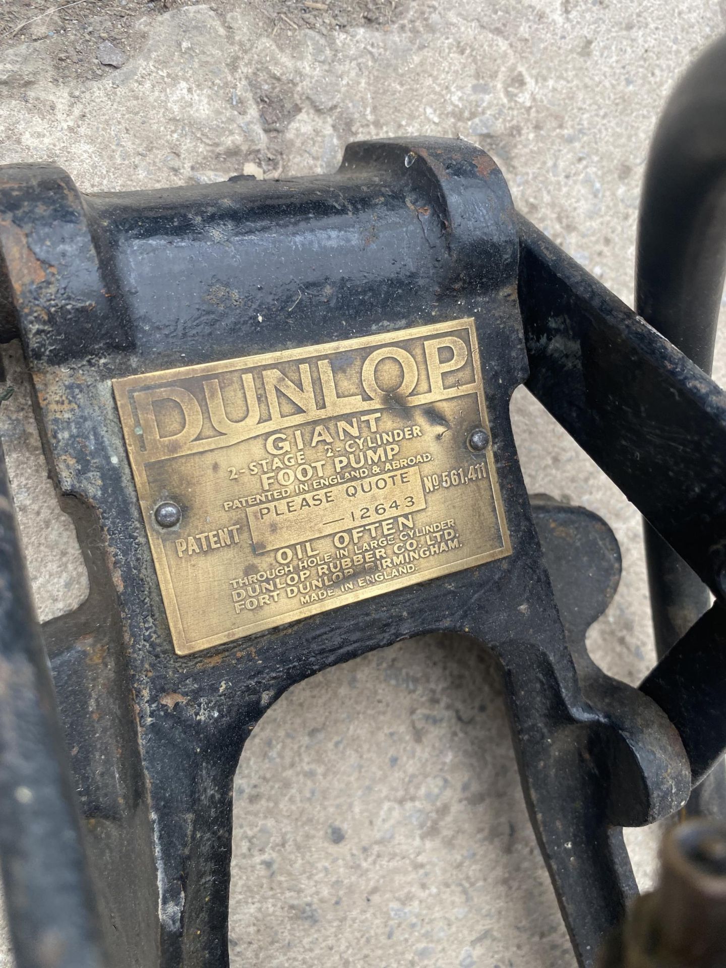 A VINTAGE DUNLOP GIANT FOOT PUMP - Image 3 of 4