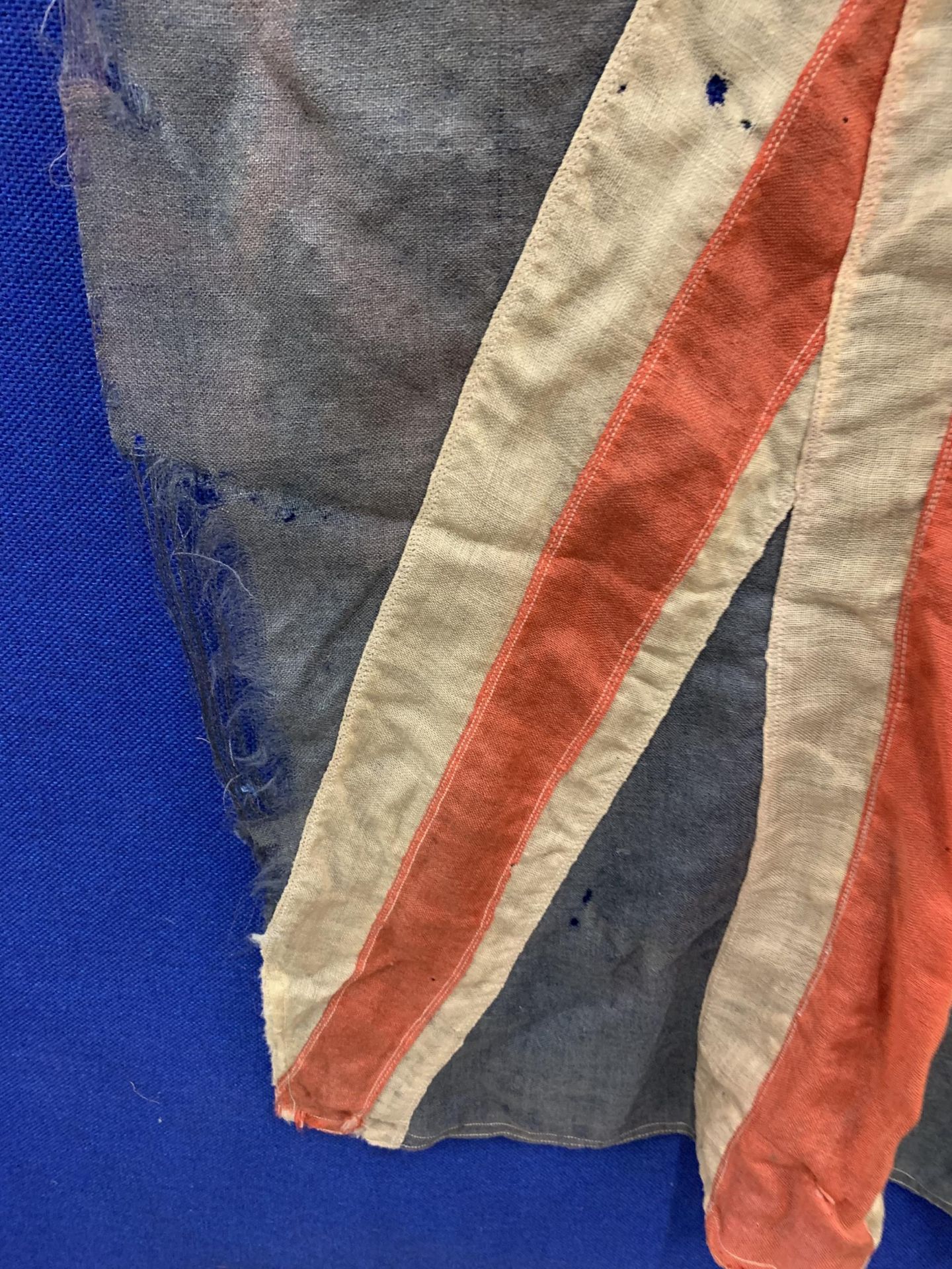 A 1918 WWI GREAT BRITAIN UNION JACK FLAG - Image 3 of 3