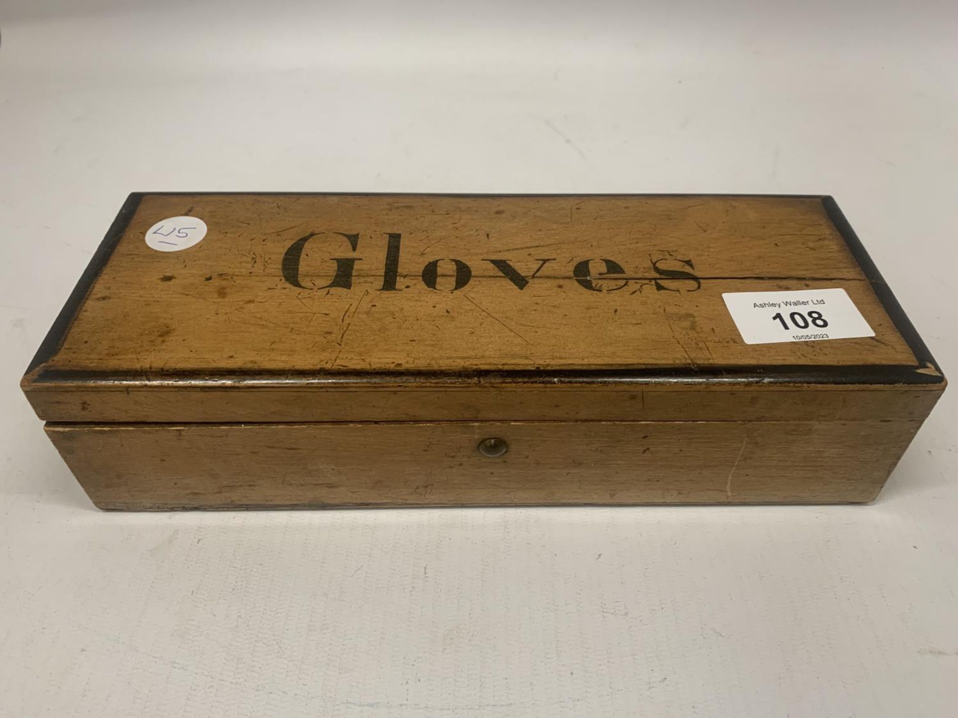 A VINTAGE OAK GLOVE BOX