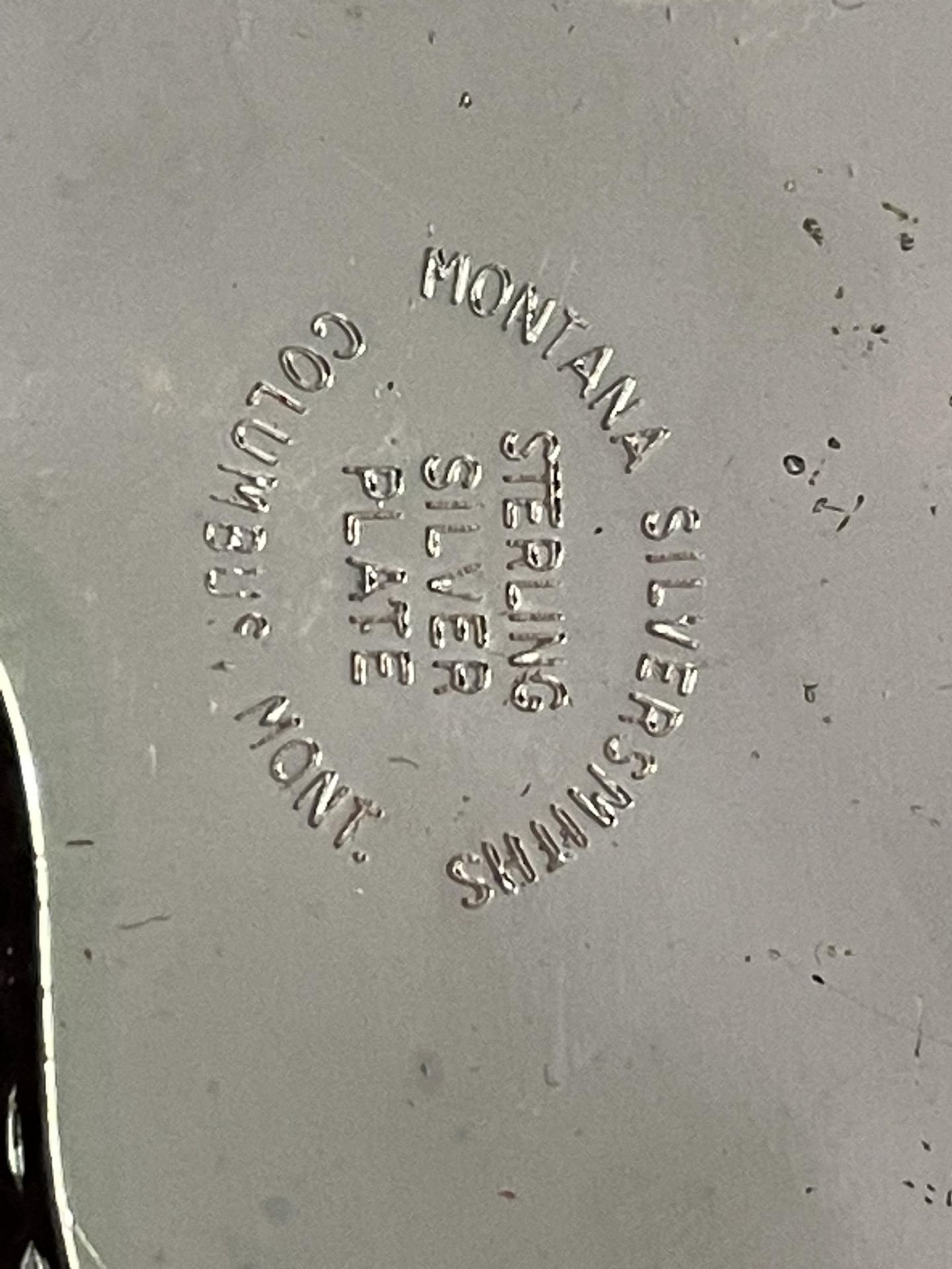 A BOXED STERLING SILVER PLATE AMERICAN BELT BUCKLE, STAMPED WITH MONTANA SILVER SMITHS MAKERS MARK - Image 4 of 4