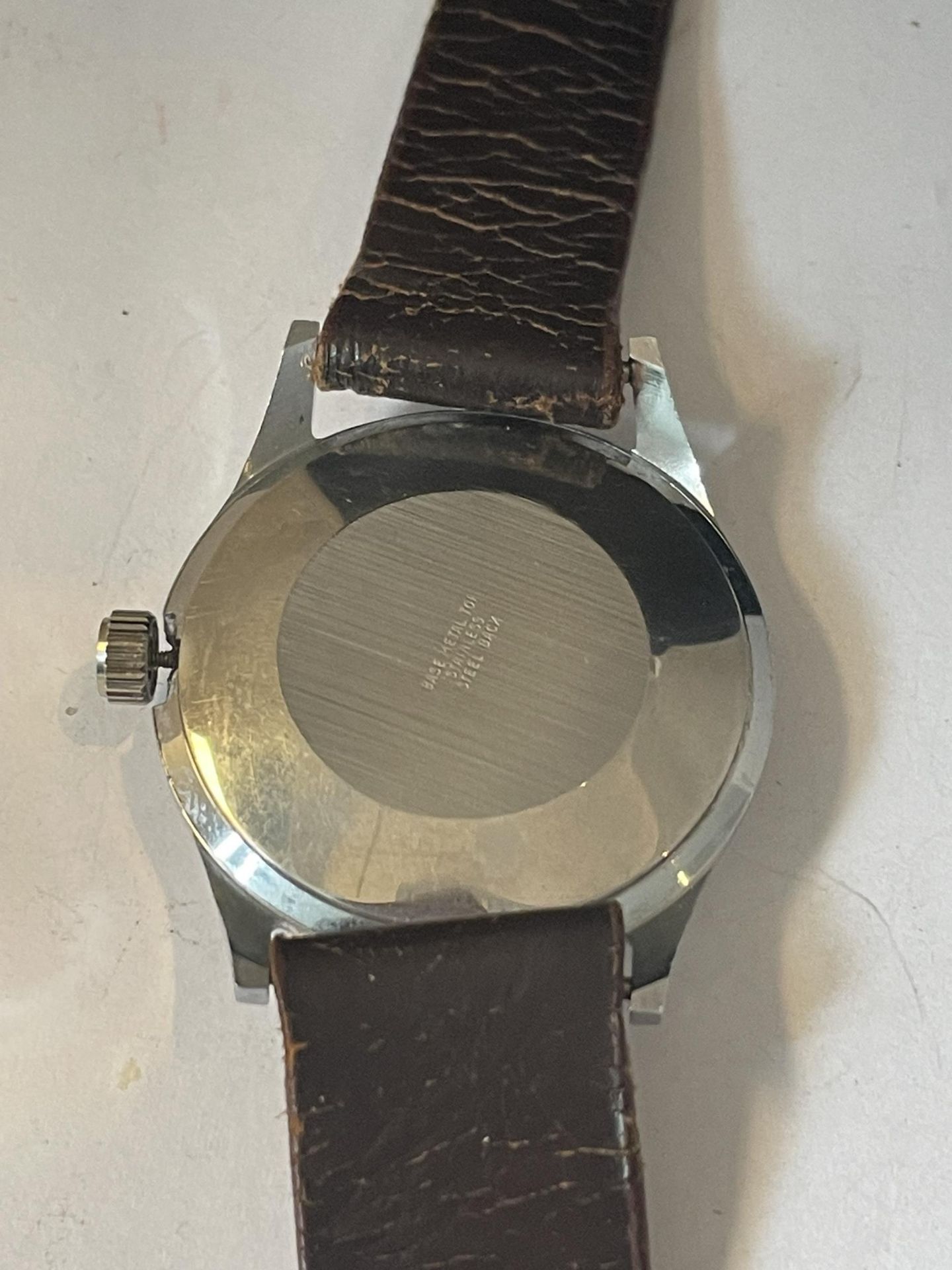 A GENTS ORIS WRIST WATCH WITH SUB DIAL CROWN WINDER A/F - Image 3 of 3