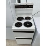 A WHITE TRICITY TIARA ELECTRIC OVEN AND HOB