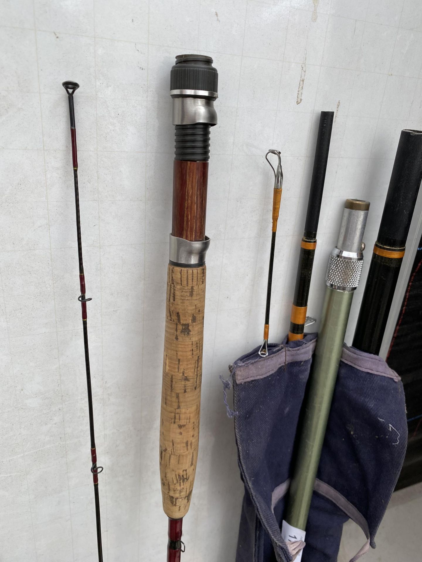 A MITCHELL TYMALLUS CARBON FISHING ROD, A FURTHER GLASS FISHING ROD AND A NET POLE - Image 4 of 4