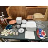 AN ASSORTMENT OF ITEMS TO INCLUDE CERAMICS AND GLASS WARE ETC