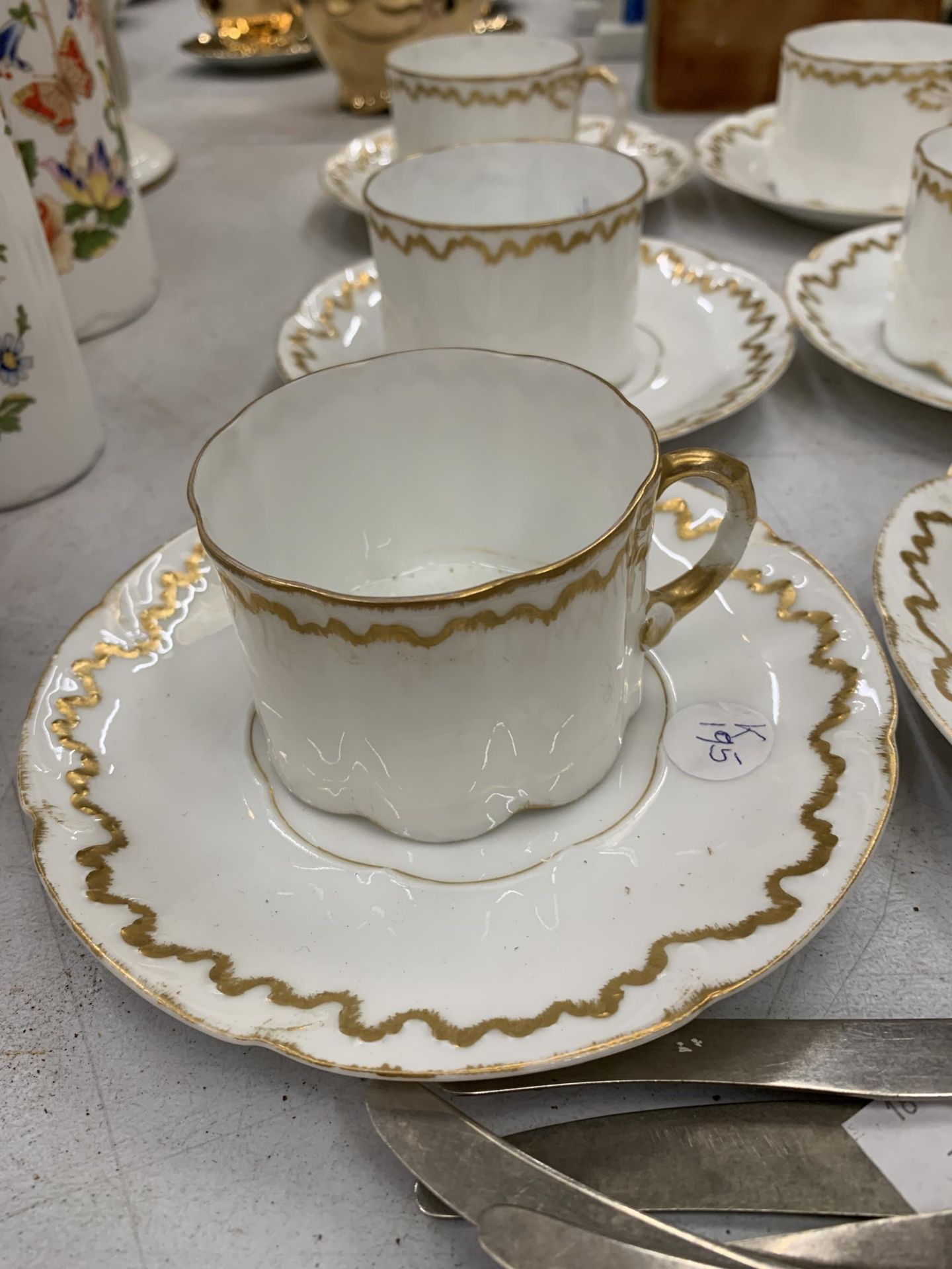 A MIXED GROUP OF ITEMS, GERMAN GILT CUPS AND SAUCERS, EPNS FLATWARE ETC - Image 2 of 4