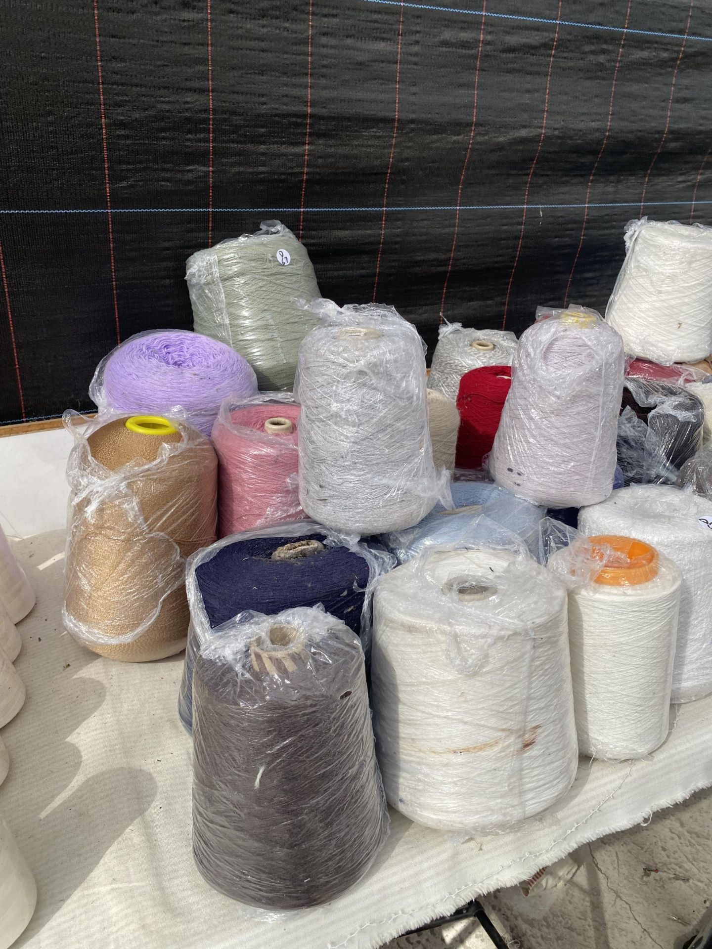 A LARGE QUANTITY OF INDUSTRIAL SEWING MACHINE COTTON - Image 2 of 5