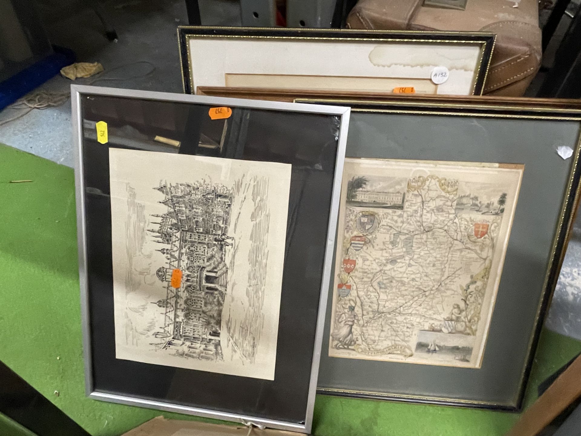 A QUANTITY OF FRAMED PRINTS TO INCLUDE A MAP, BUILDINGS, ETC - Image 3 of 5