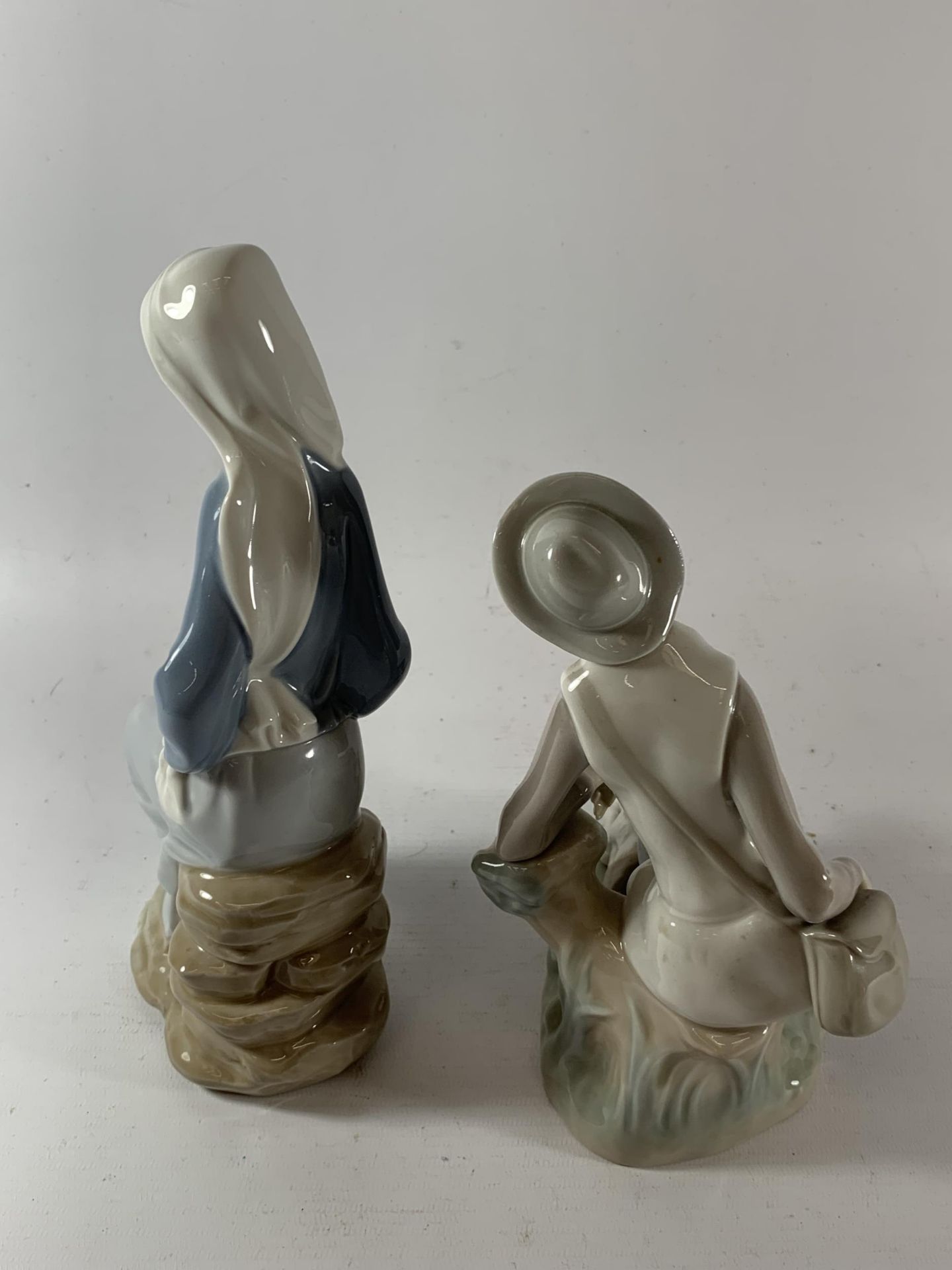 TWO LLADRO FIGURES - GIRL WITH FLOWERS AND MAN WITH DOG - Image 2 of 3