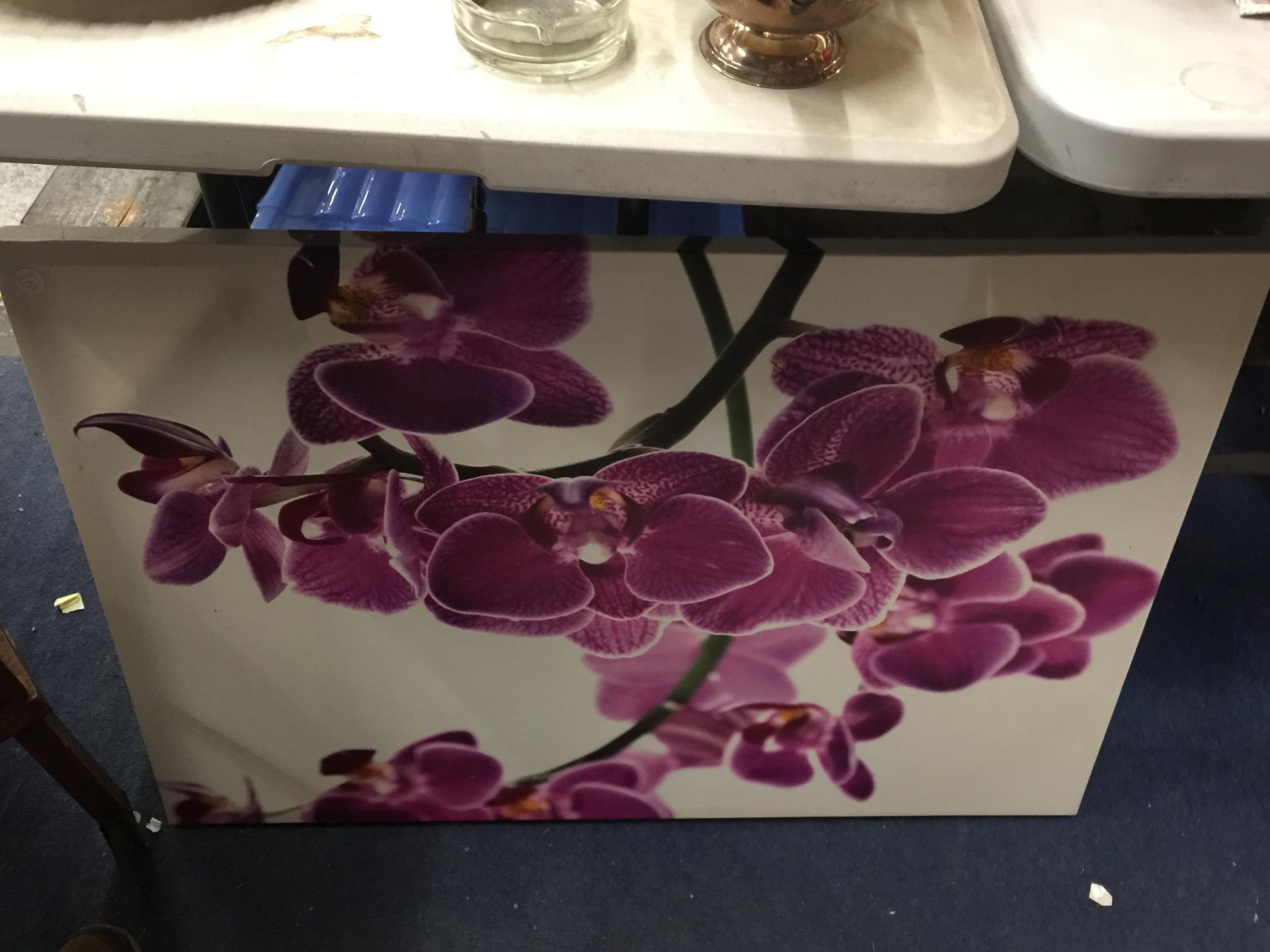 TWO LARGE FLORAL WALL CANVASES 135CM X 45CM AND 90CM X 60CM - Image 2 of 2